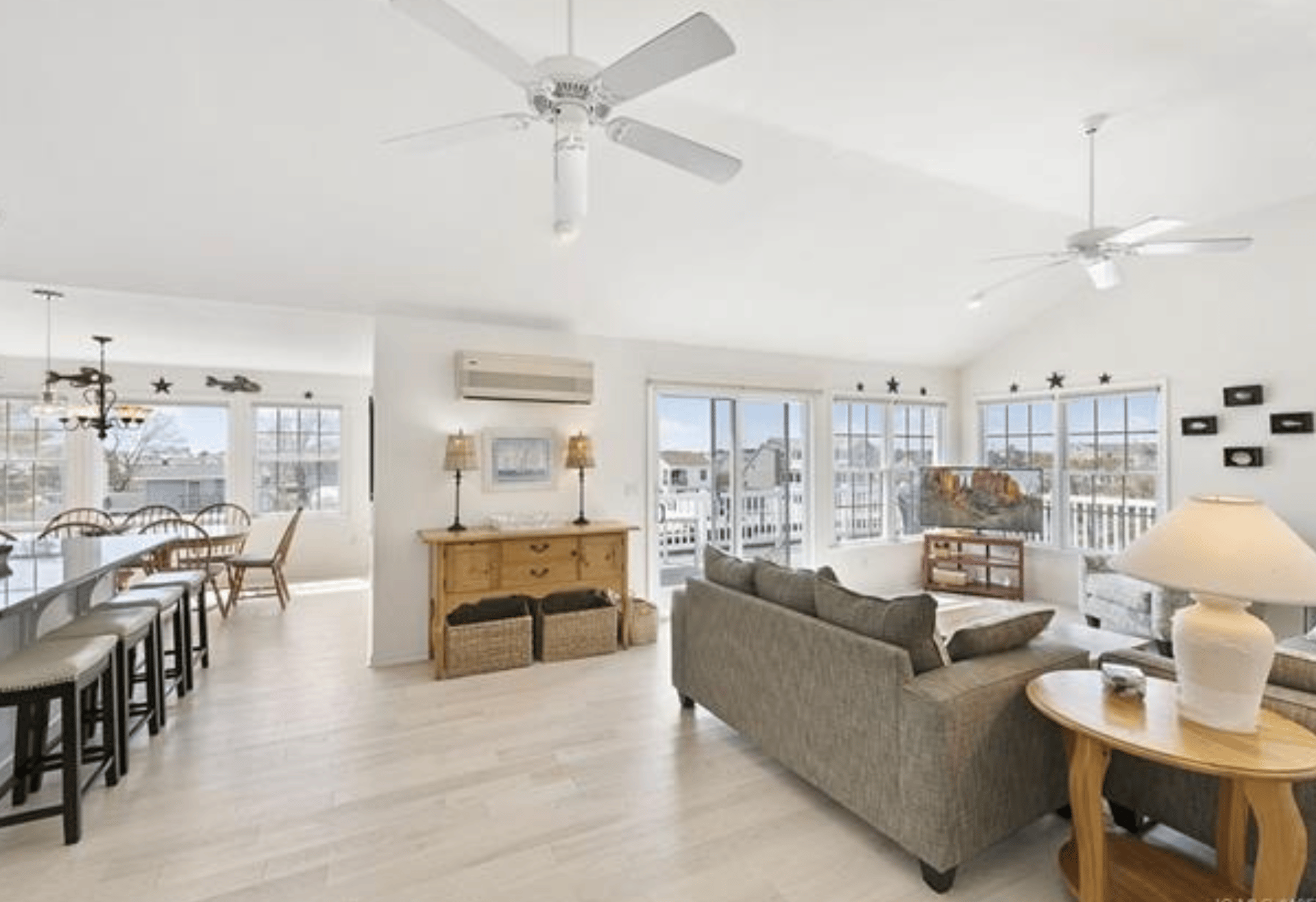 10 Arnold Blvd, High Bar Harbor