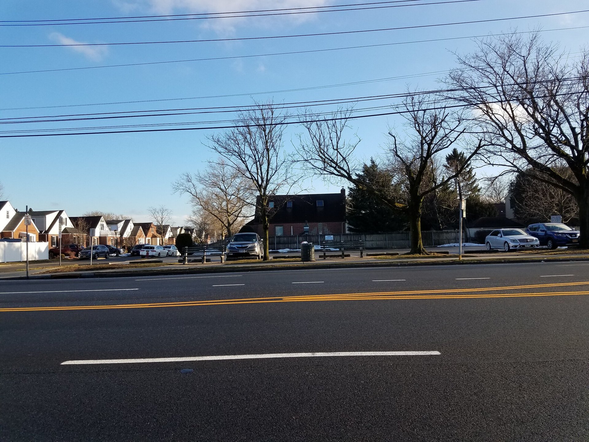 345 Hillside Ave