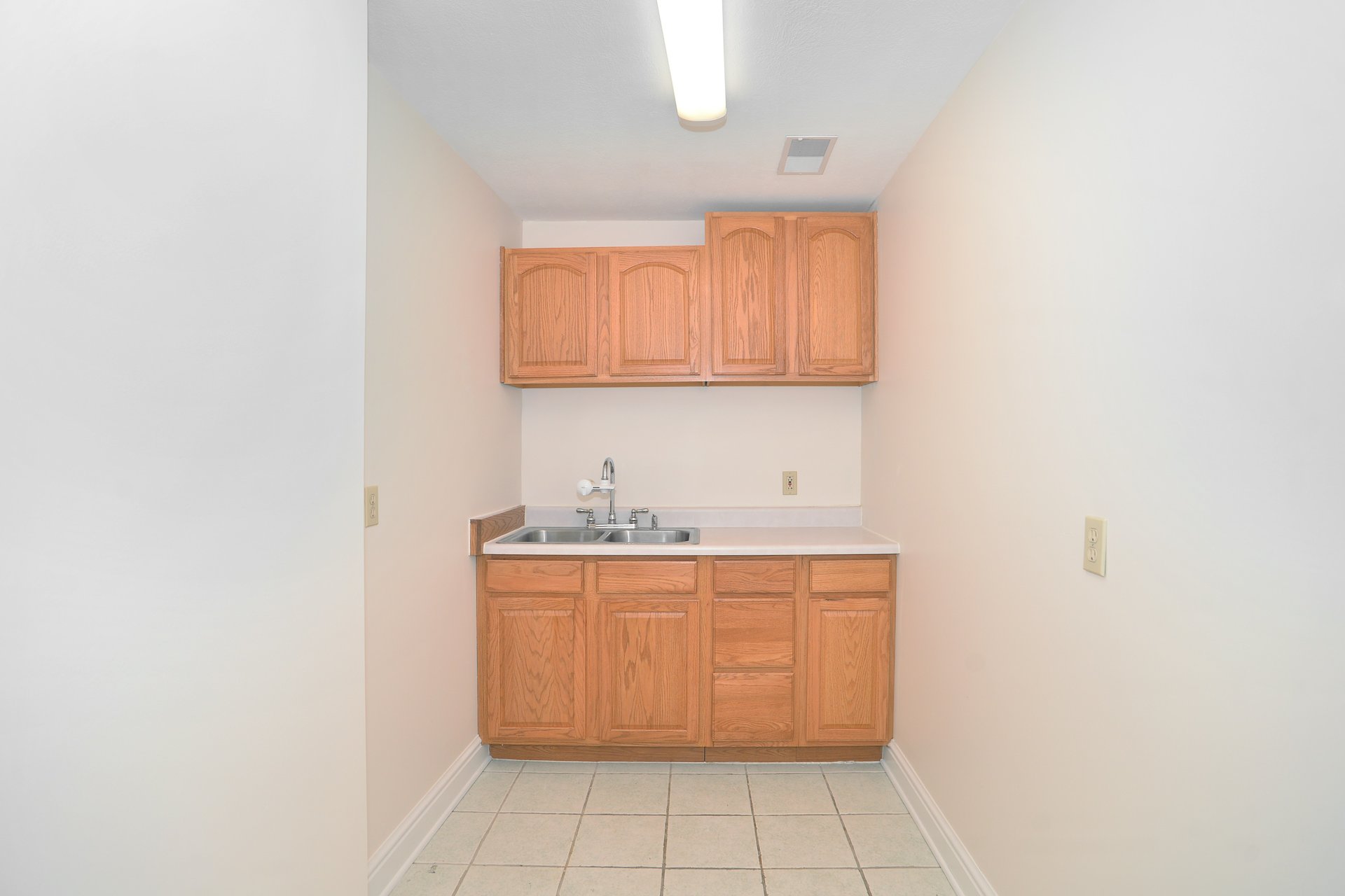 438 Walnut St Sewickley PA 15143 Large Office Space for Lease