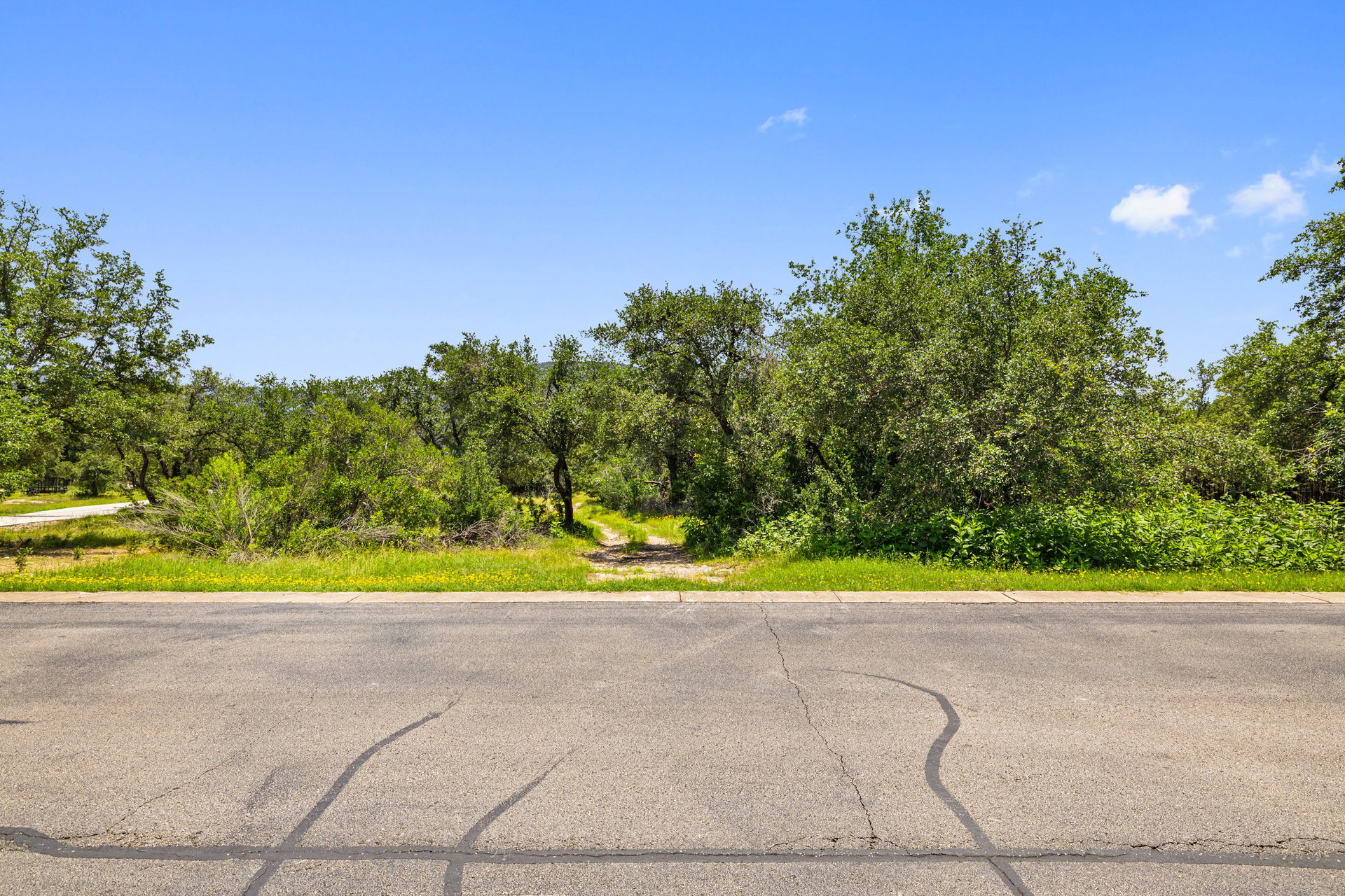 Premium 9.67AC homesite in gated community - Lago Vista