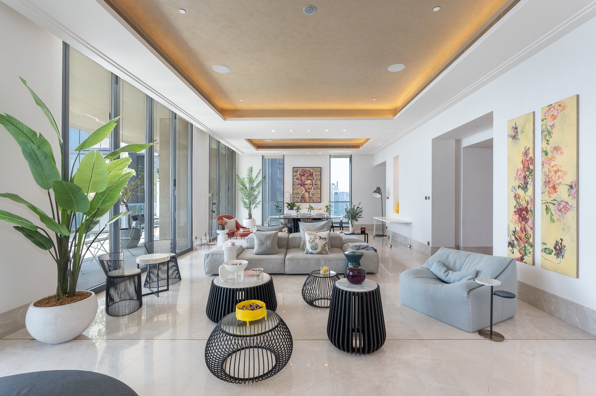 The 118 - Full Floor Apartment 
