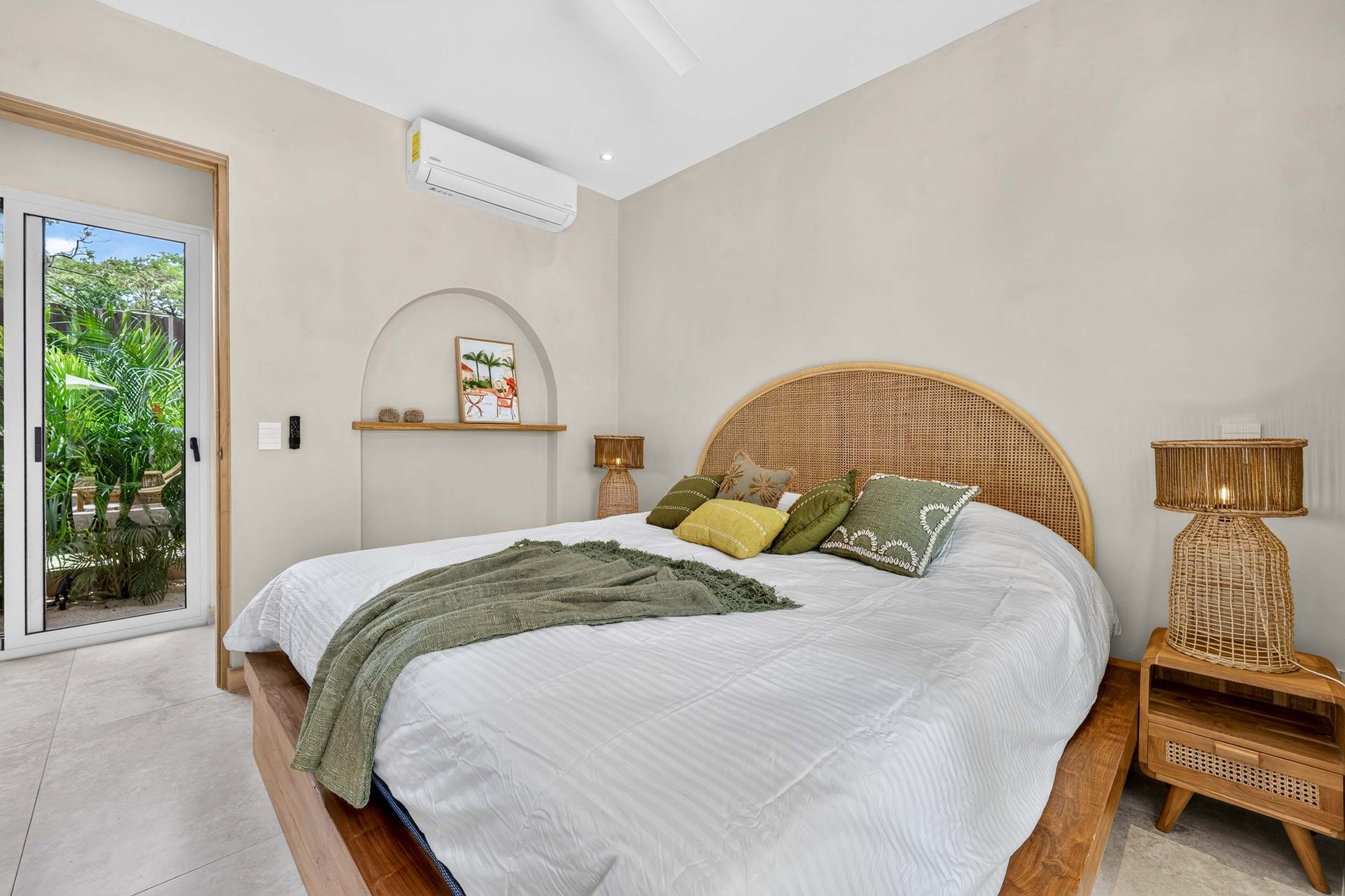 Casa Senderos | 4-Bedroom Tropical Home with Private Pool in Tamarindo