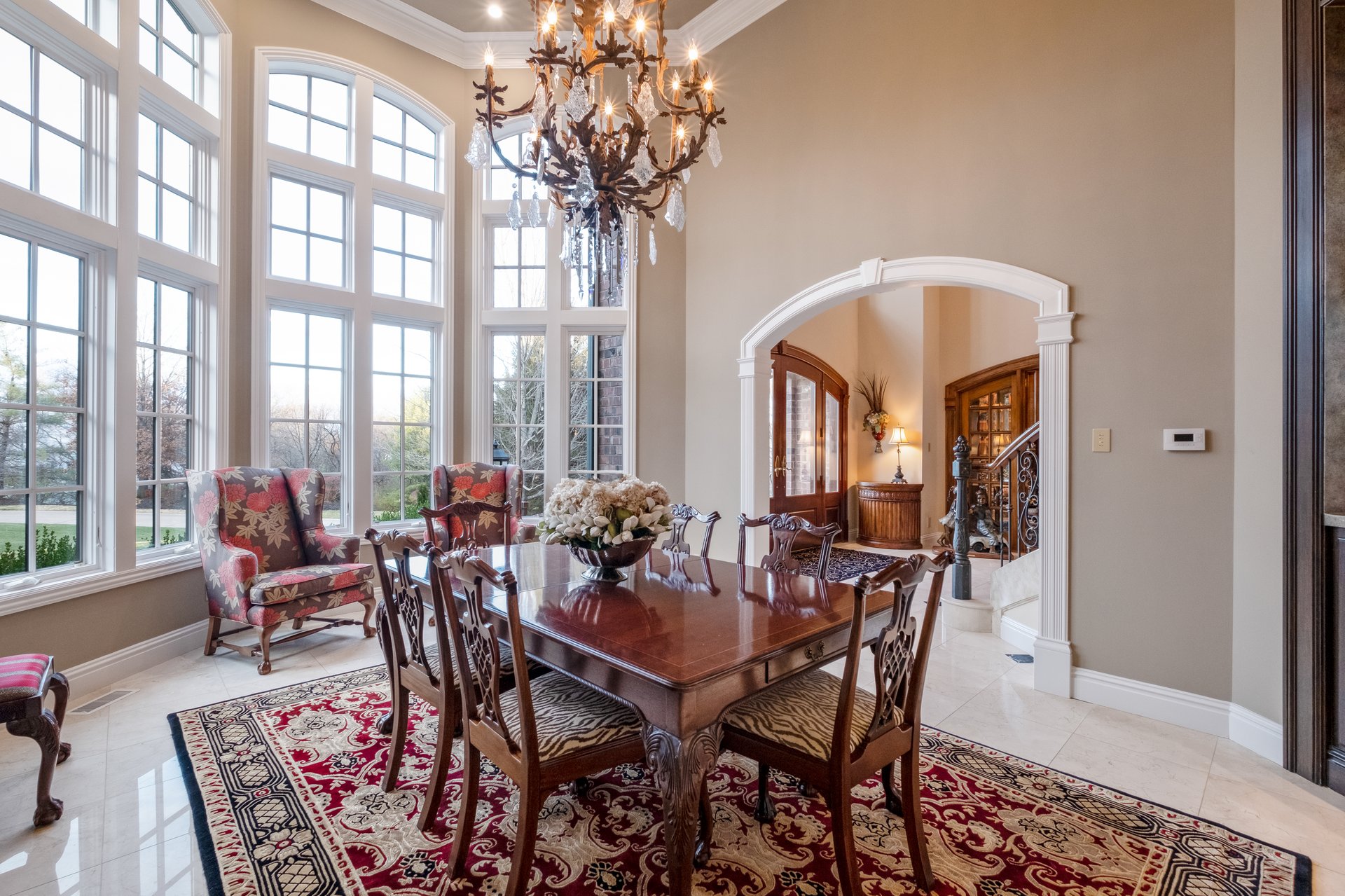 A Town & Country Sanctuary on 2+ Acres With a Surprising Backdrop 