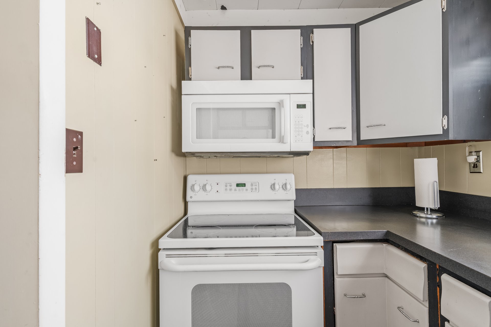 1407 Richmond Road