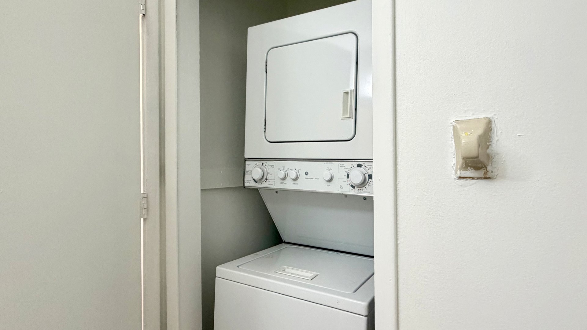 Spacious Ground-Floor Apartment for Lease in Winter Springs