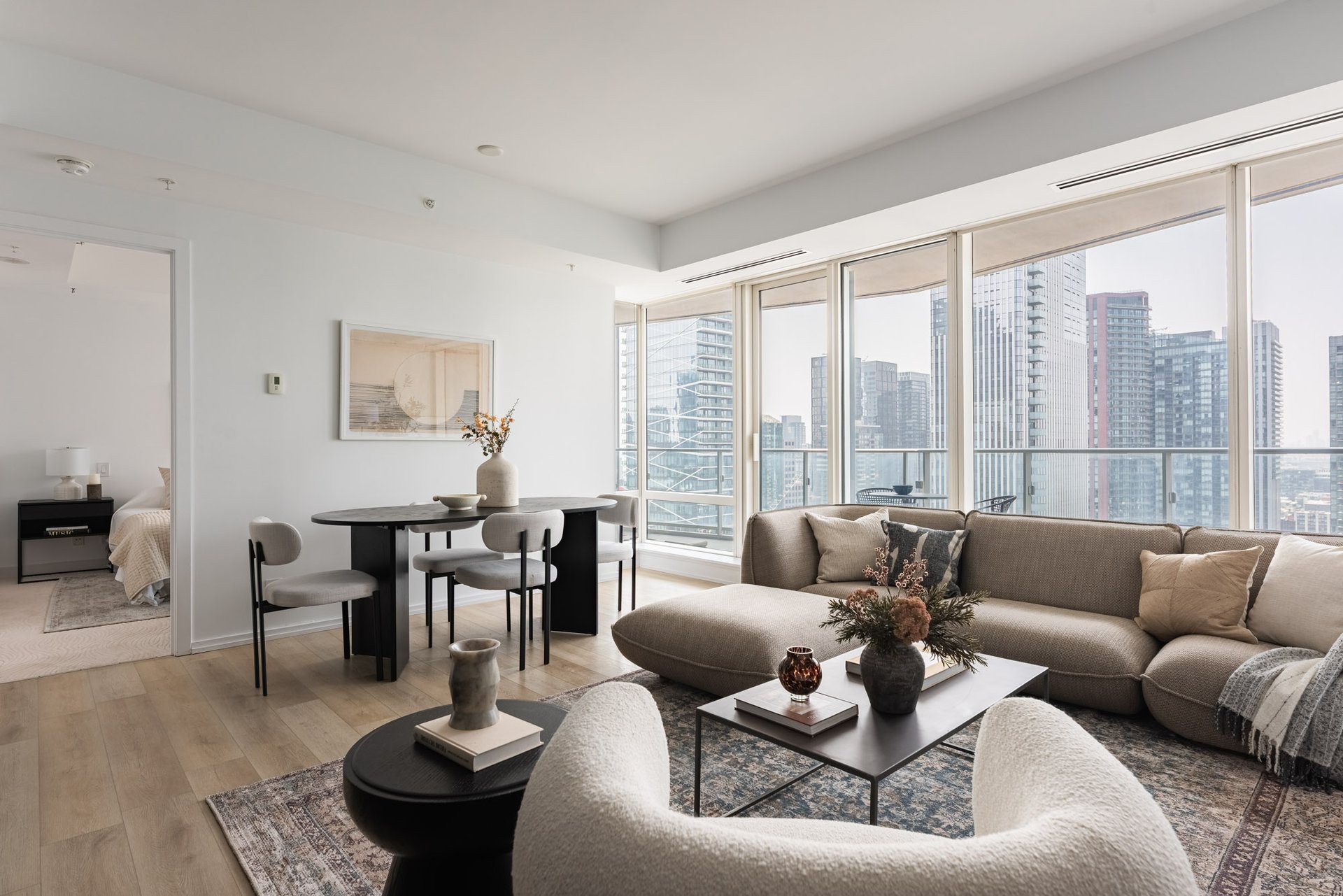 Suite 3203- 180 University Avenue