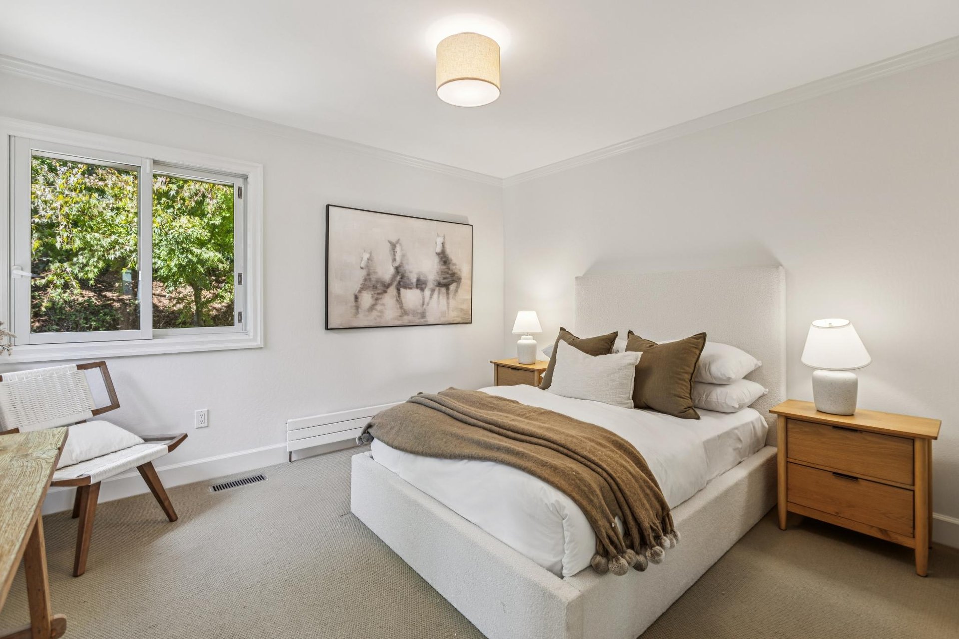 12 Tara View Road