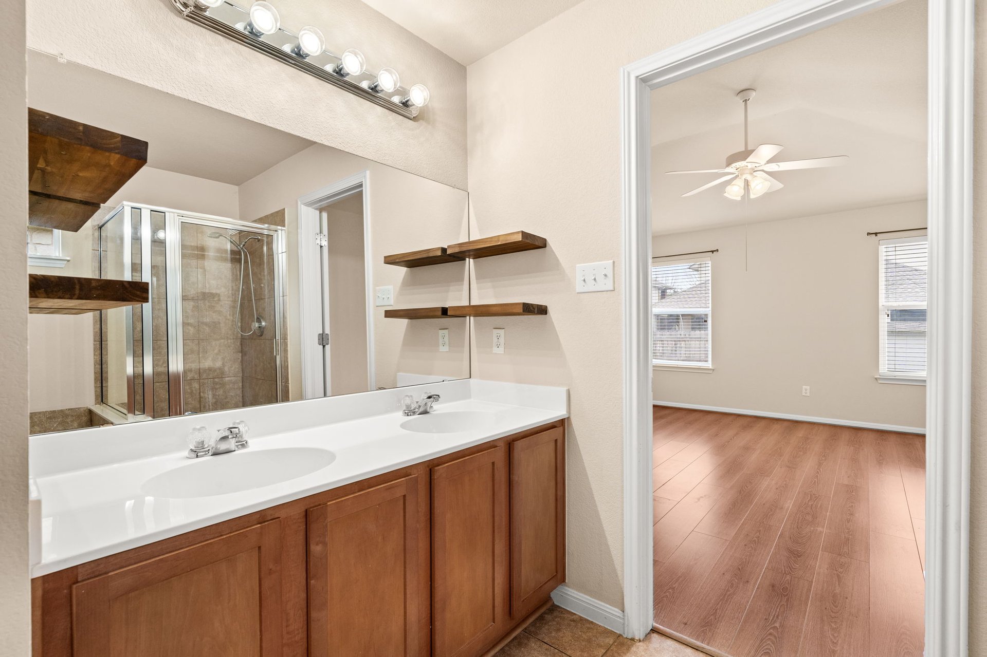 226 Fresno Springs