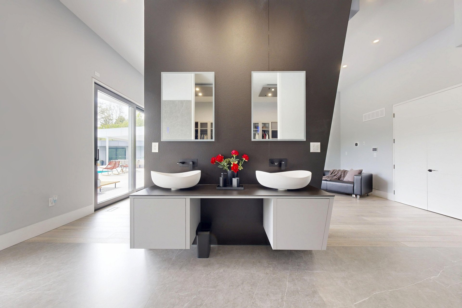 Breathtaking Elegance Throughout