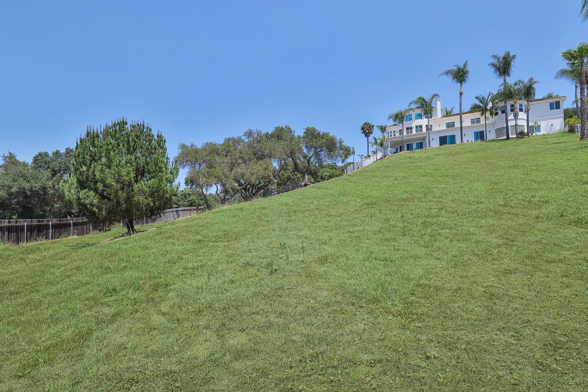 1303 Sycamore Heights