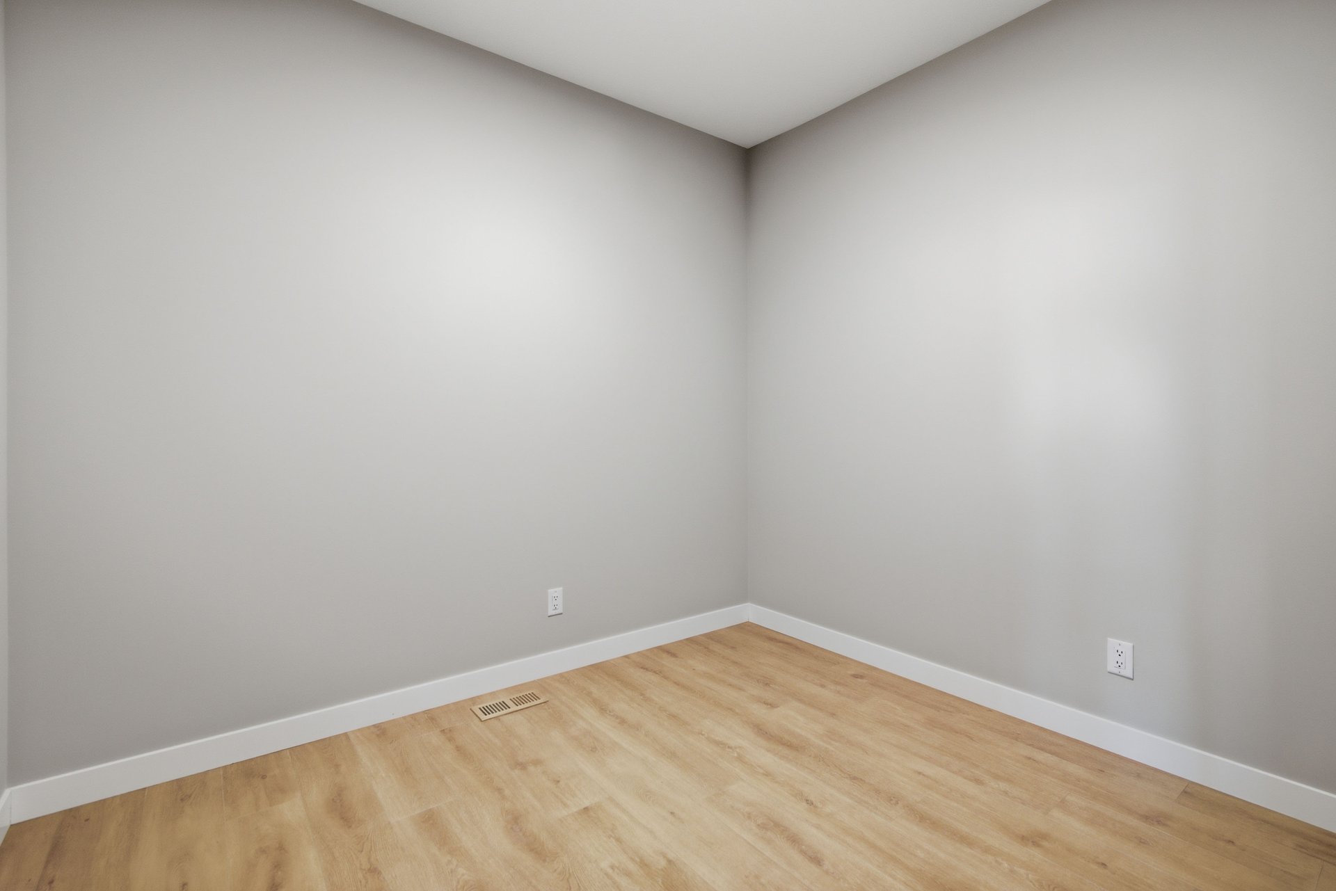 139 Belvedere Crescent SE