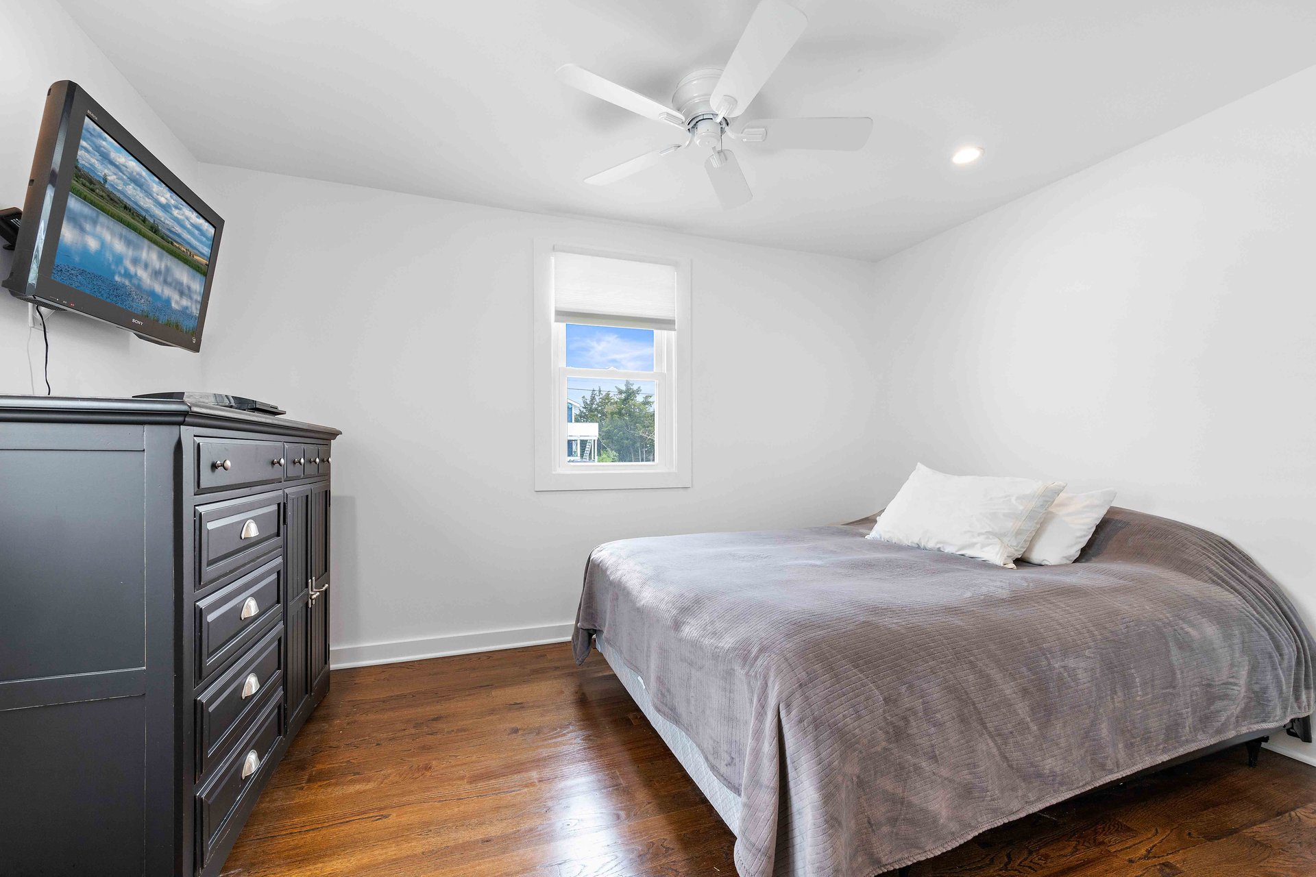 406 Amber Street, Beach Haven
