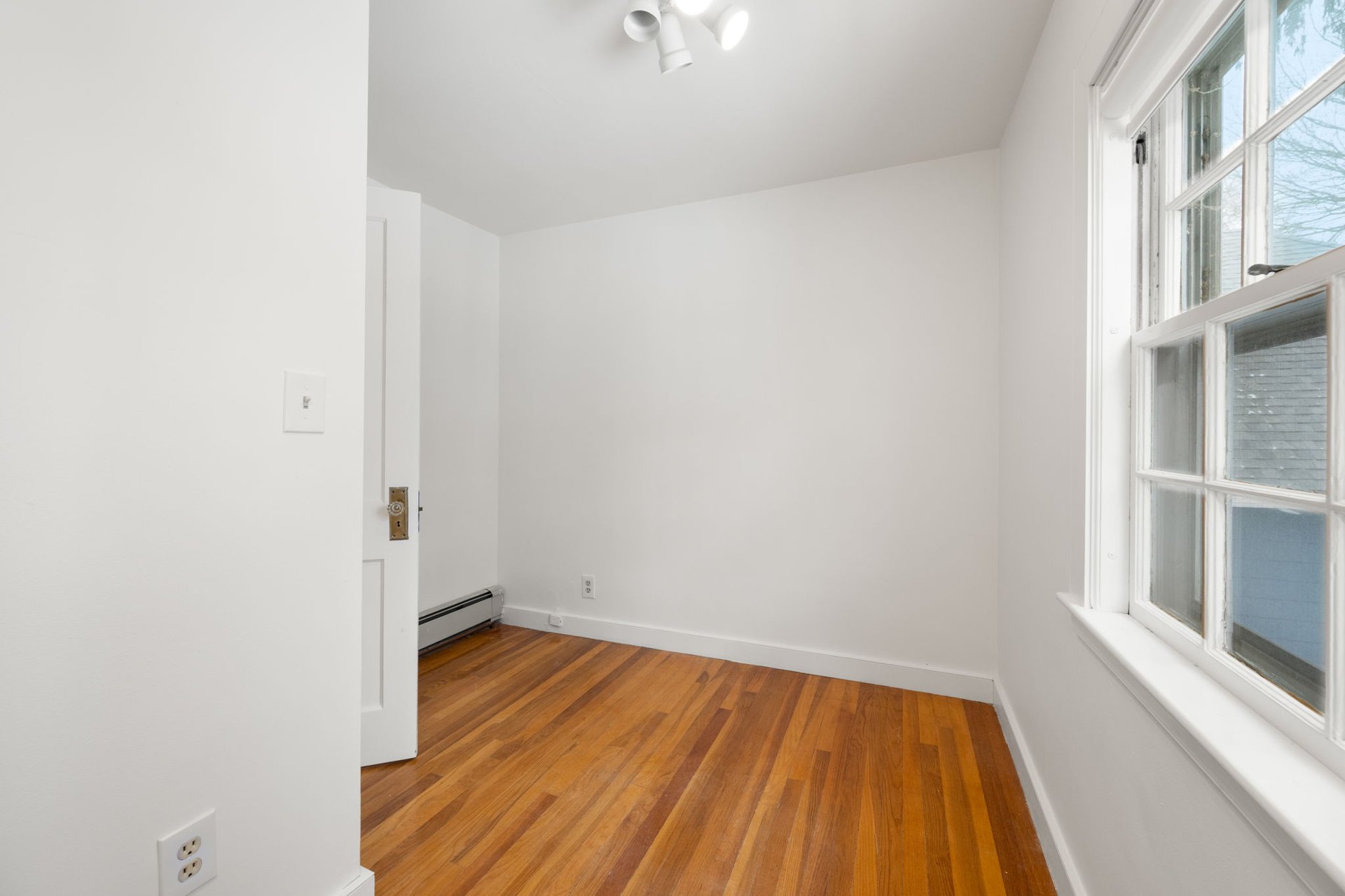 17 Hilburn St