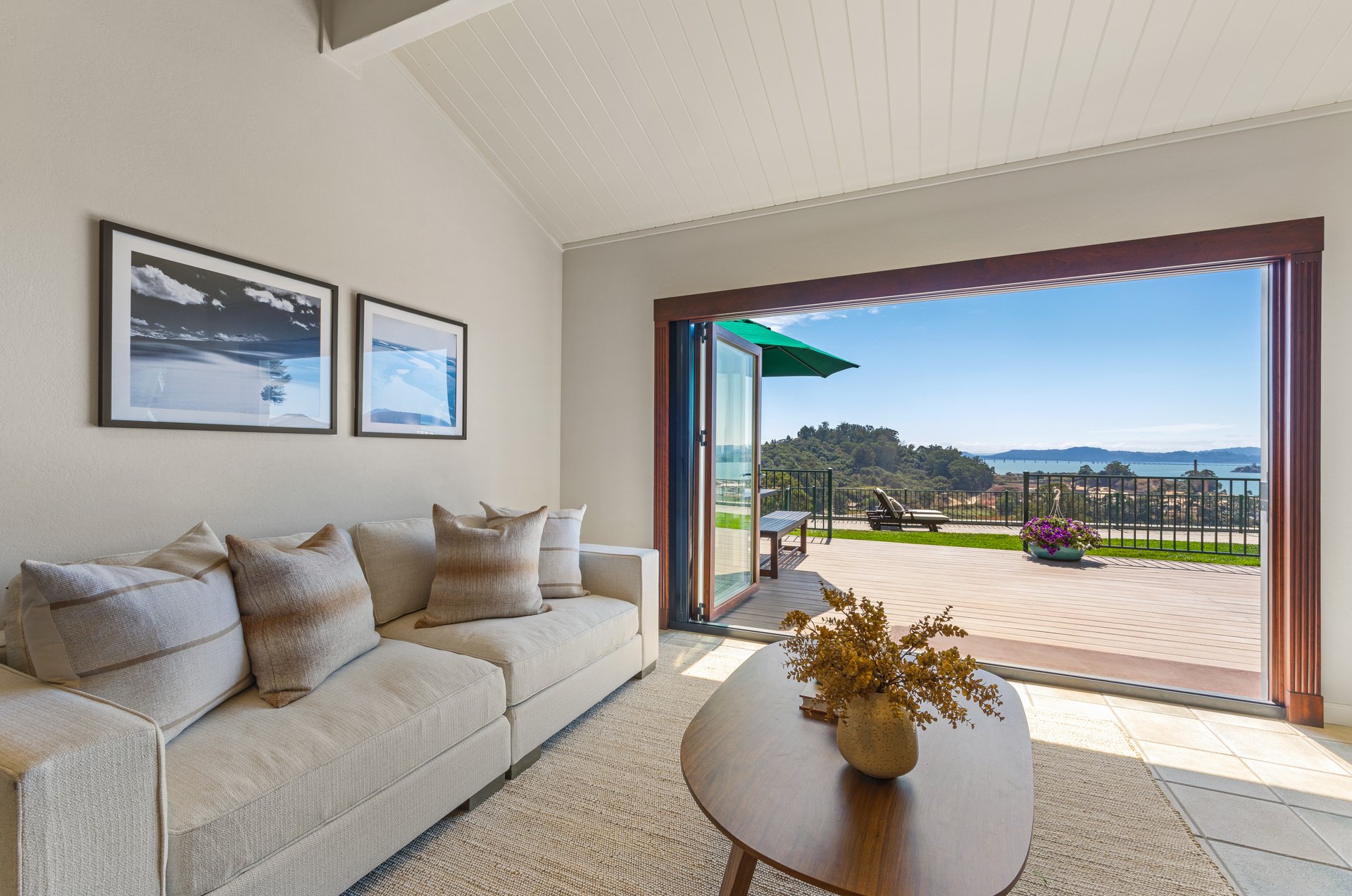 Sunny View Residence in Peacock Gap