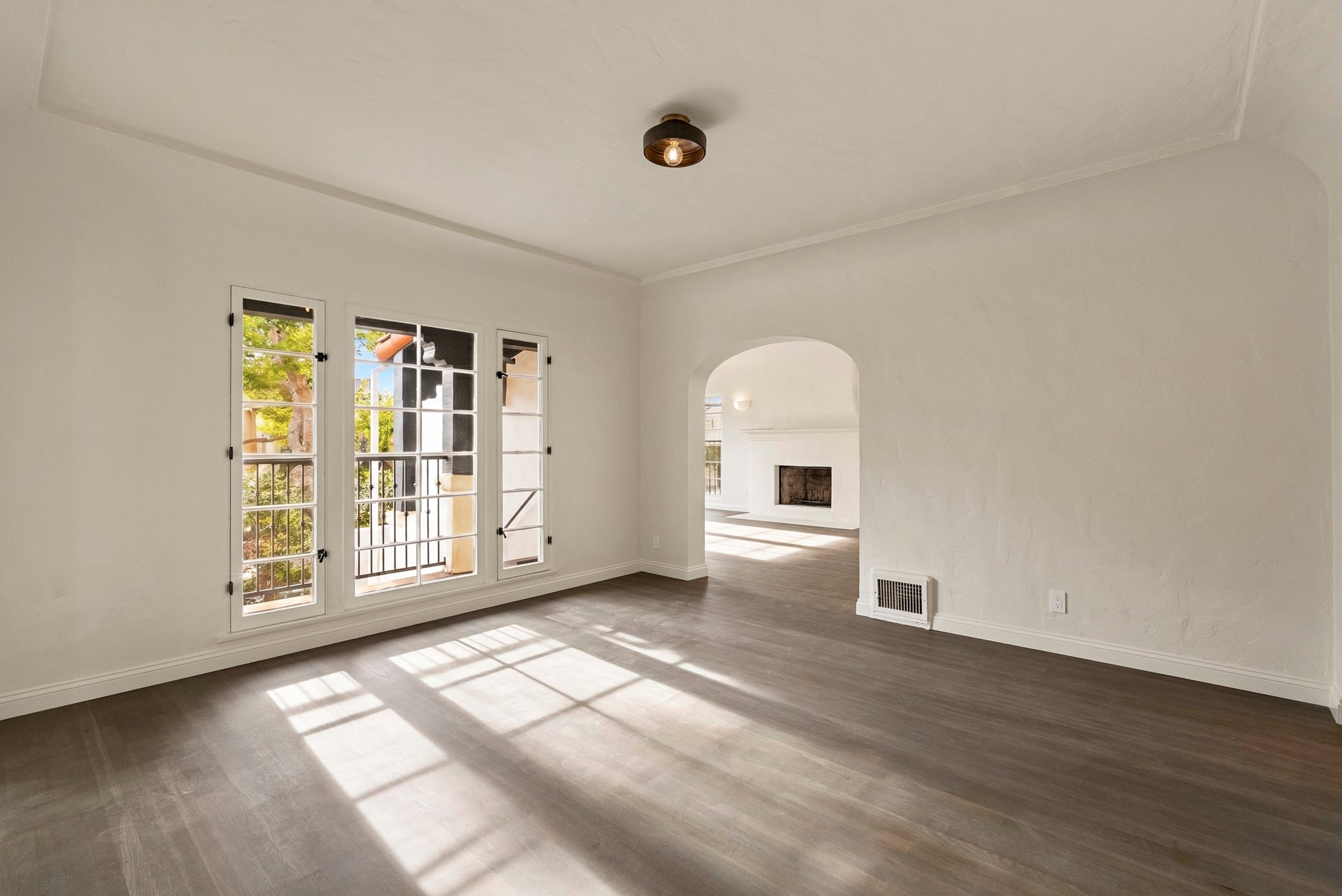 428 S Bedford Dr, Beverly Hills 