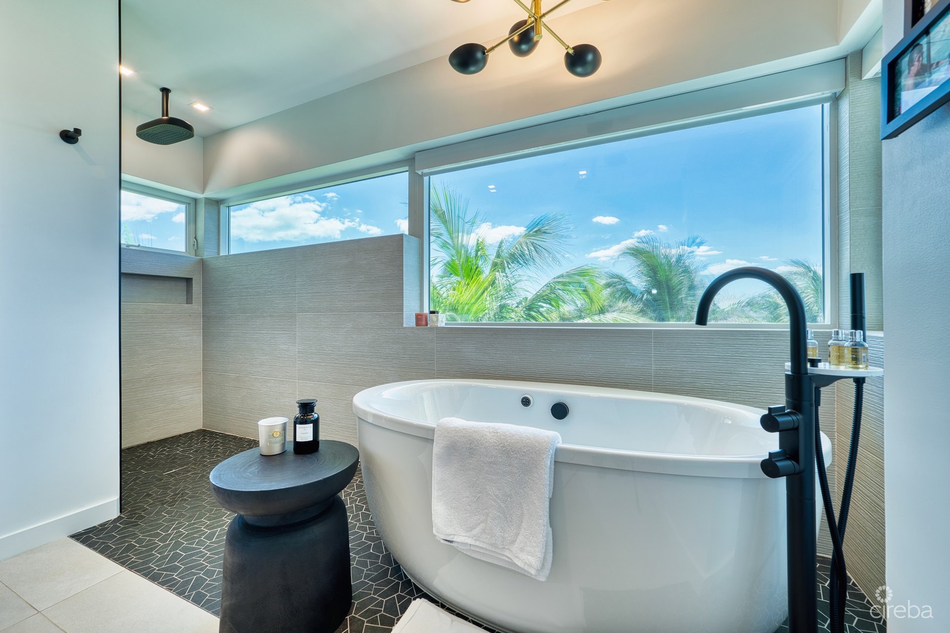 OCEANA PENTHOUSE