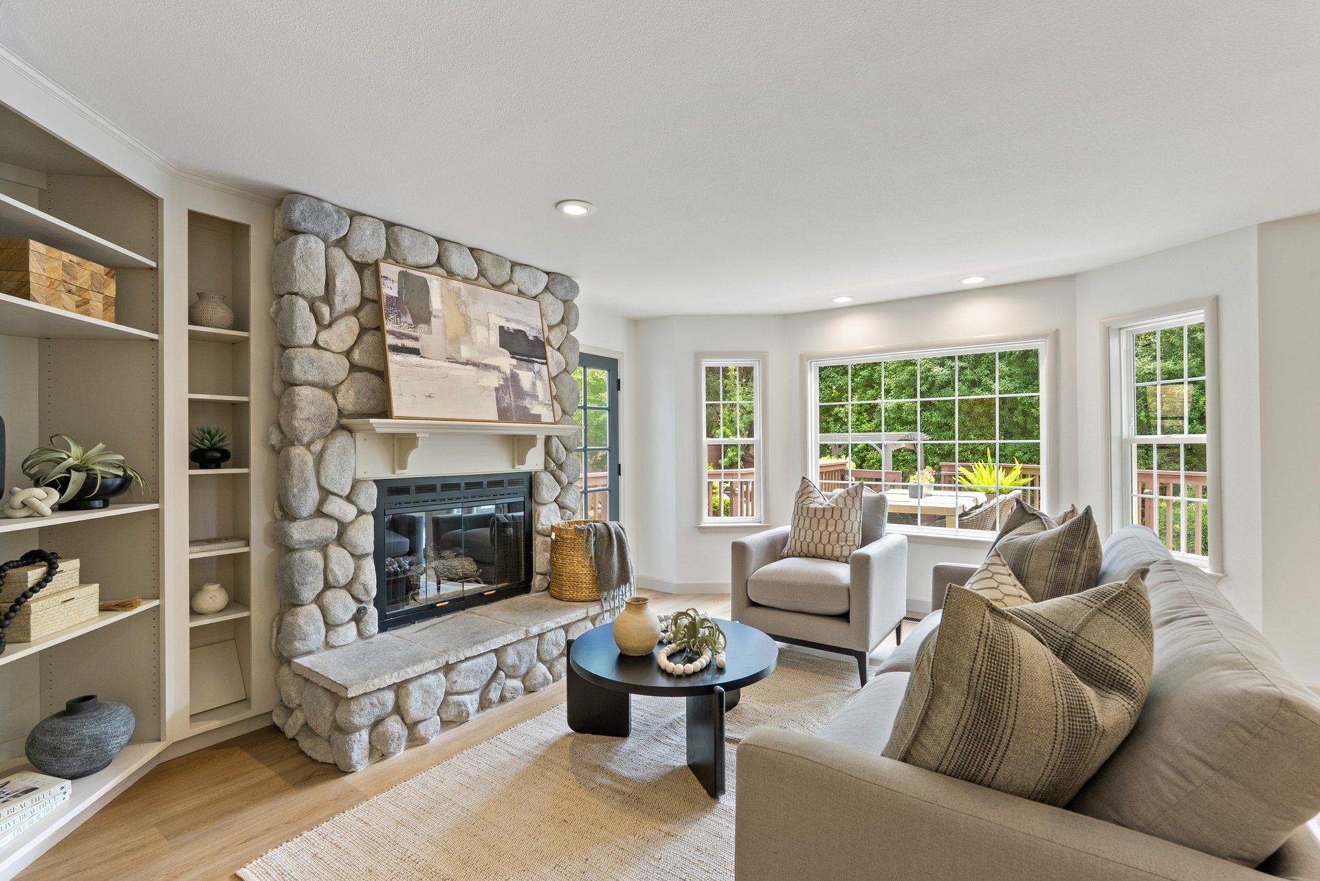 152 Oak Creek Blvd