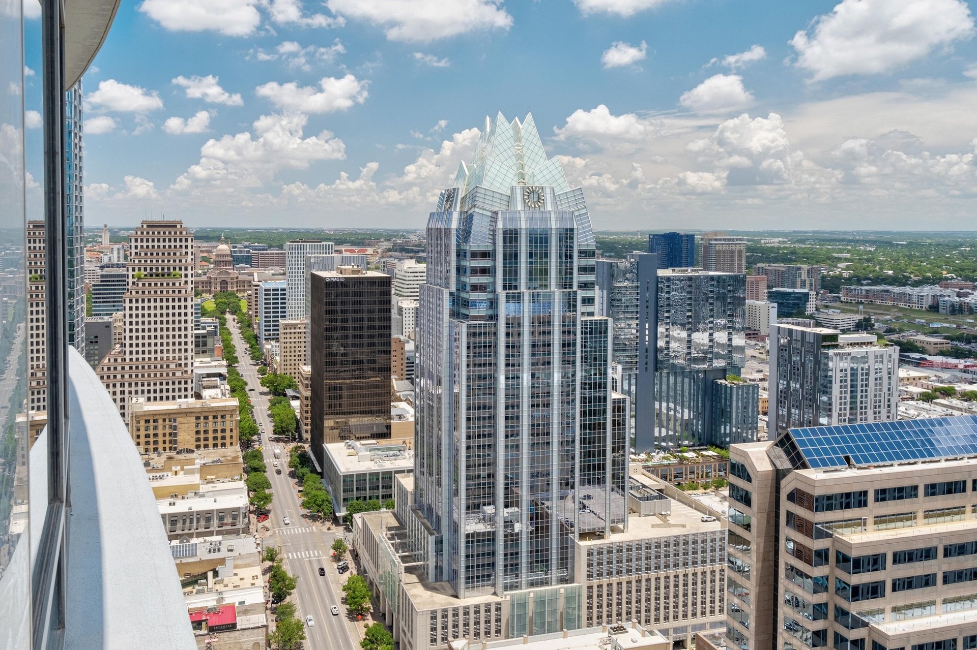 200 Congress Avenue #37H
