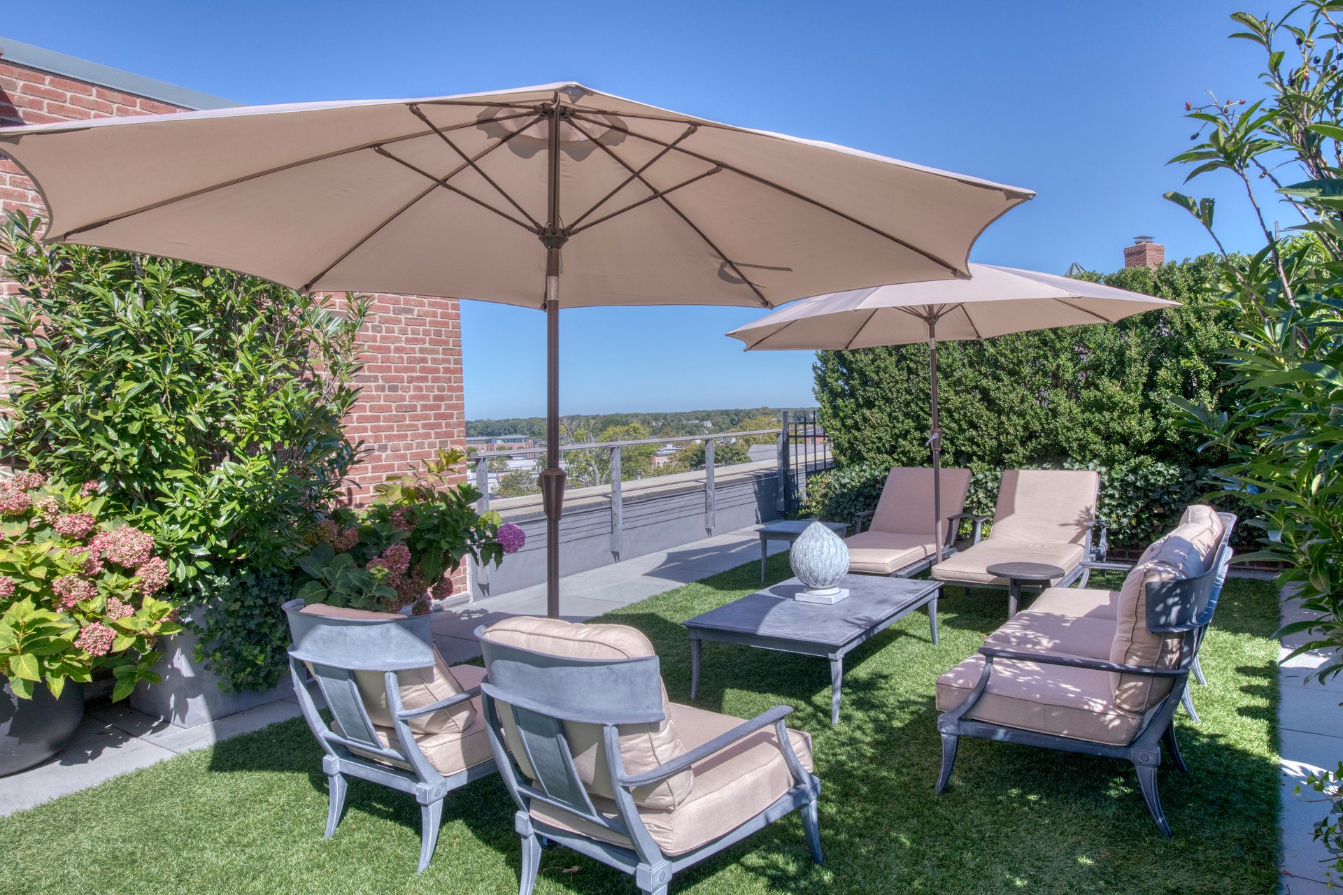 Sag Harbor Village Penthouse in the Sky