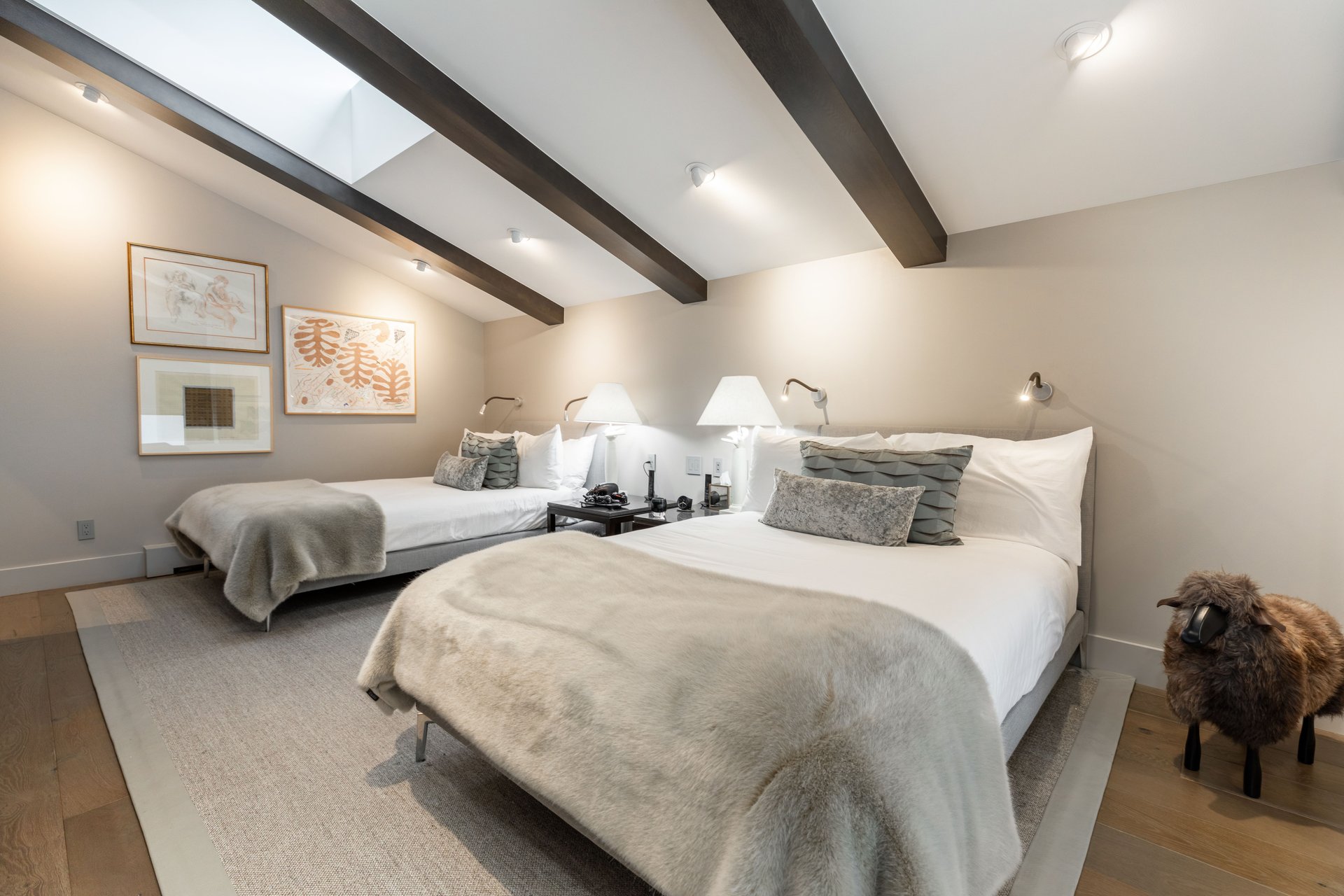 The Lodge at Vail Condominiums #357
