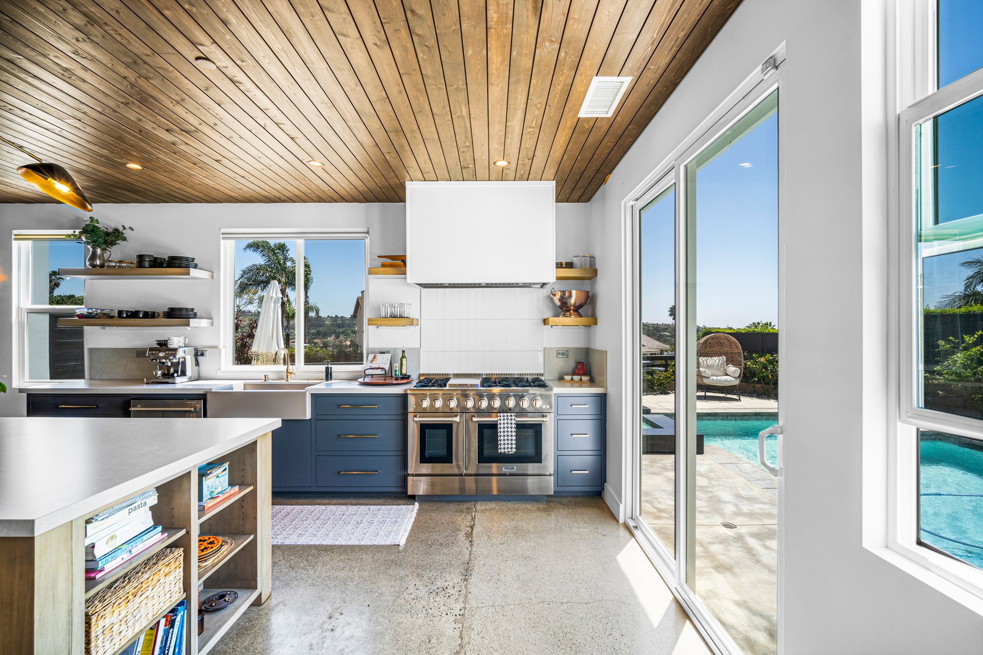 2930 Estancia
