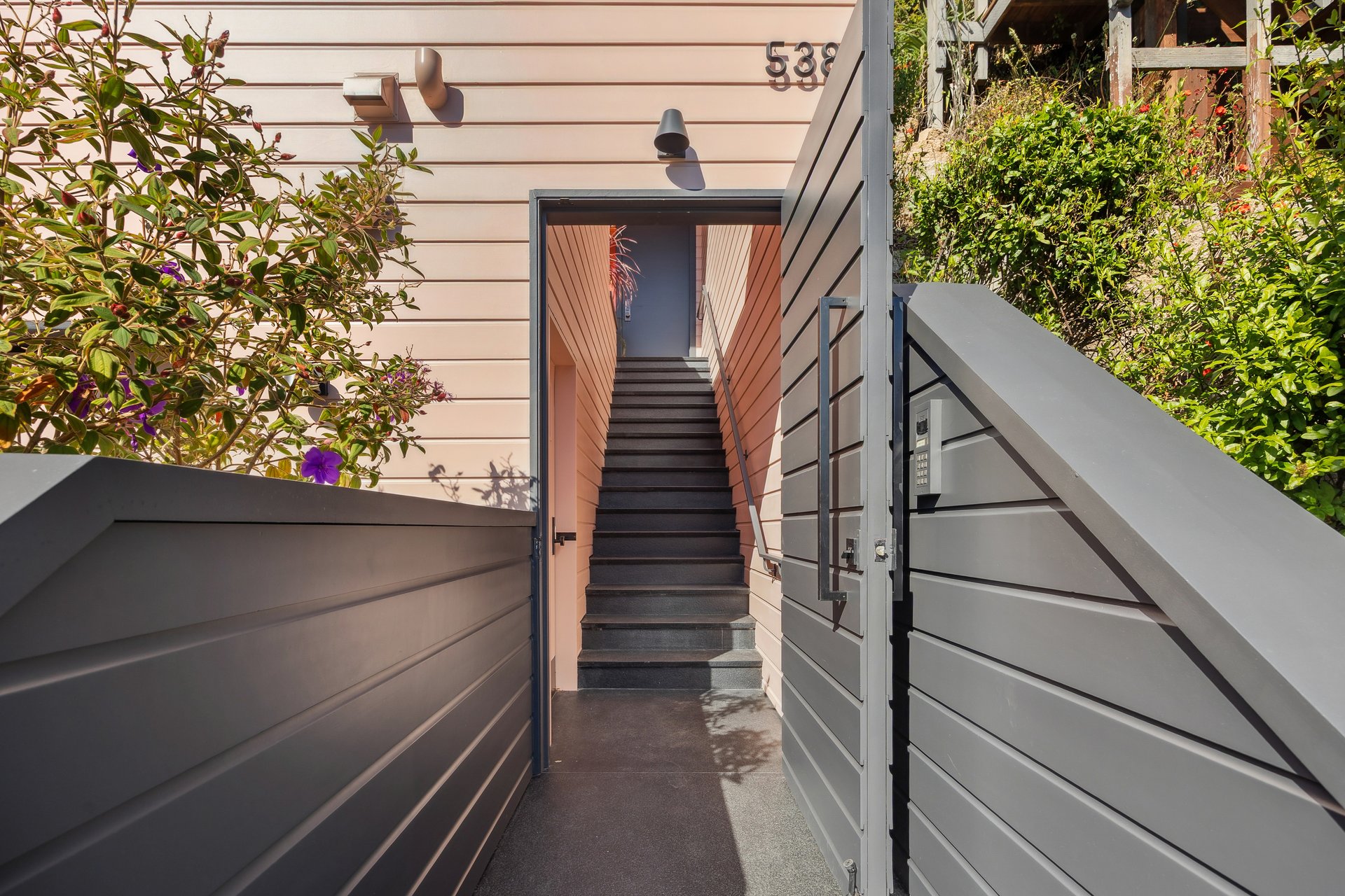 538 28th Street