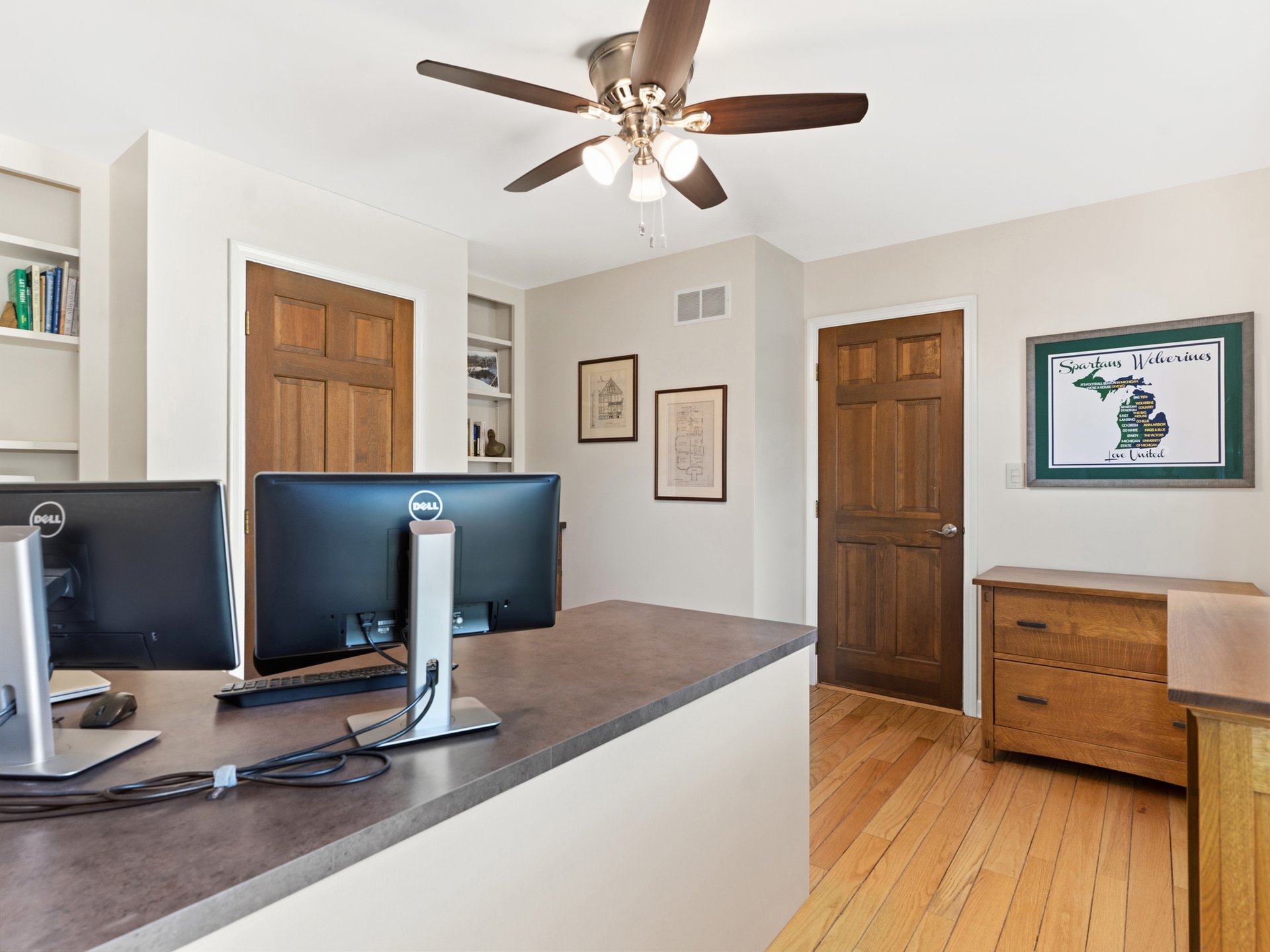 1235  Pin Oak Court