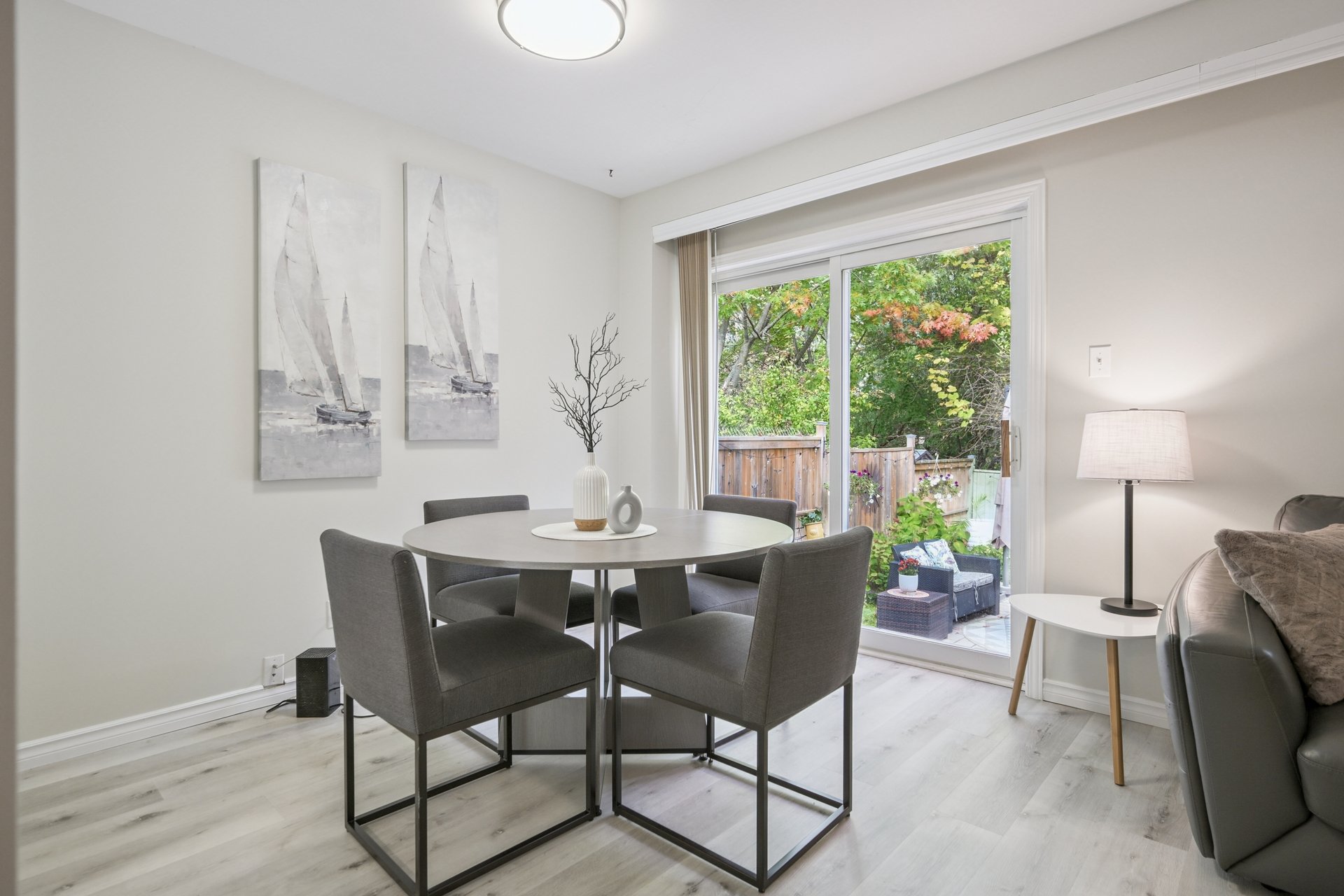 Updated Link Home on Ravine Lot