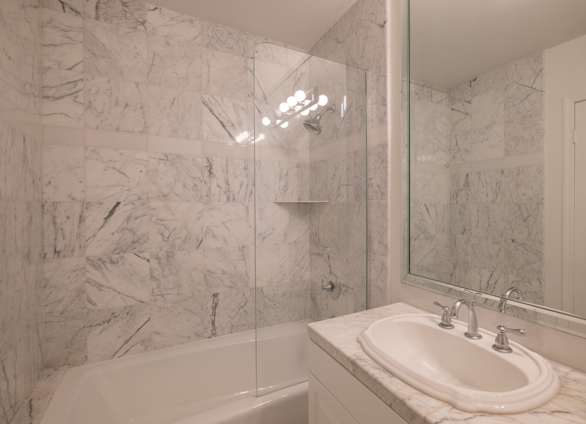 146 S Clark Dr Unit: 101, West Hollywood