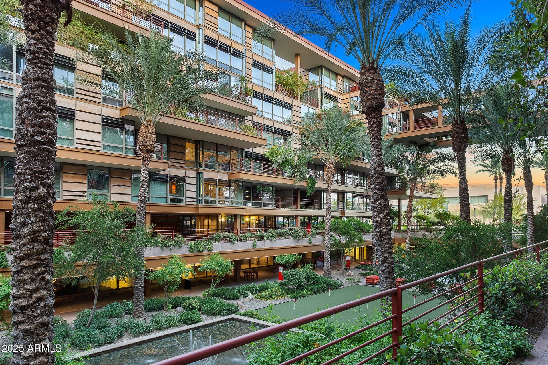 7147 E Rancho Vista Dr, #4007