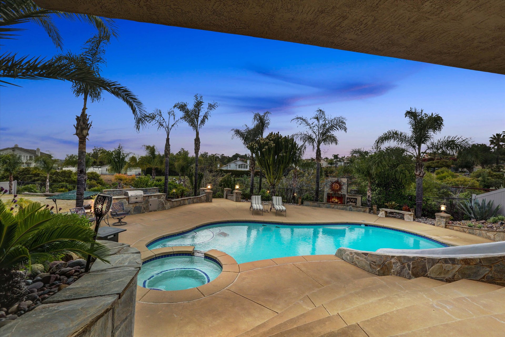 2669 Victoria Circle