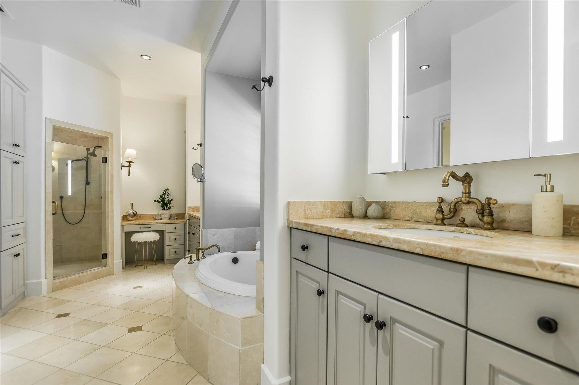 624 Logans Ln