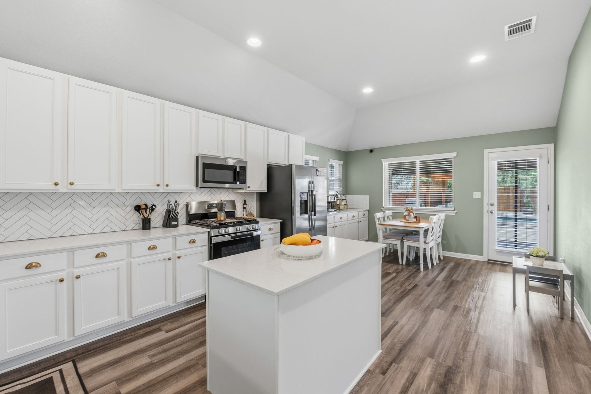 2529 Choctaw Pl. Leander, TX 78641
