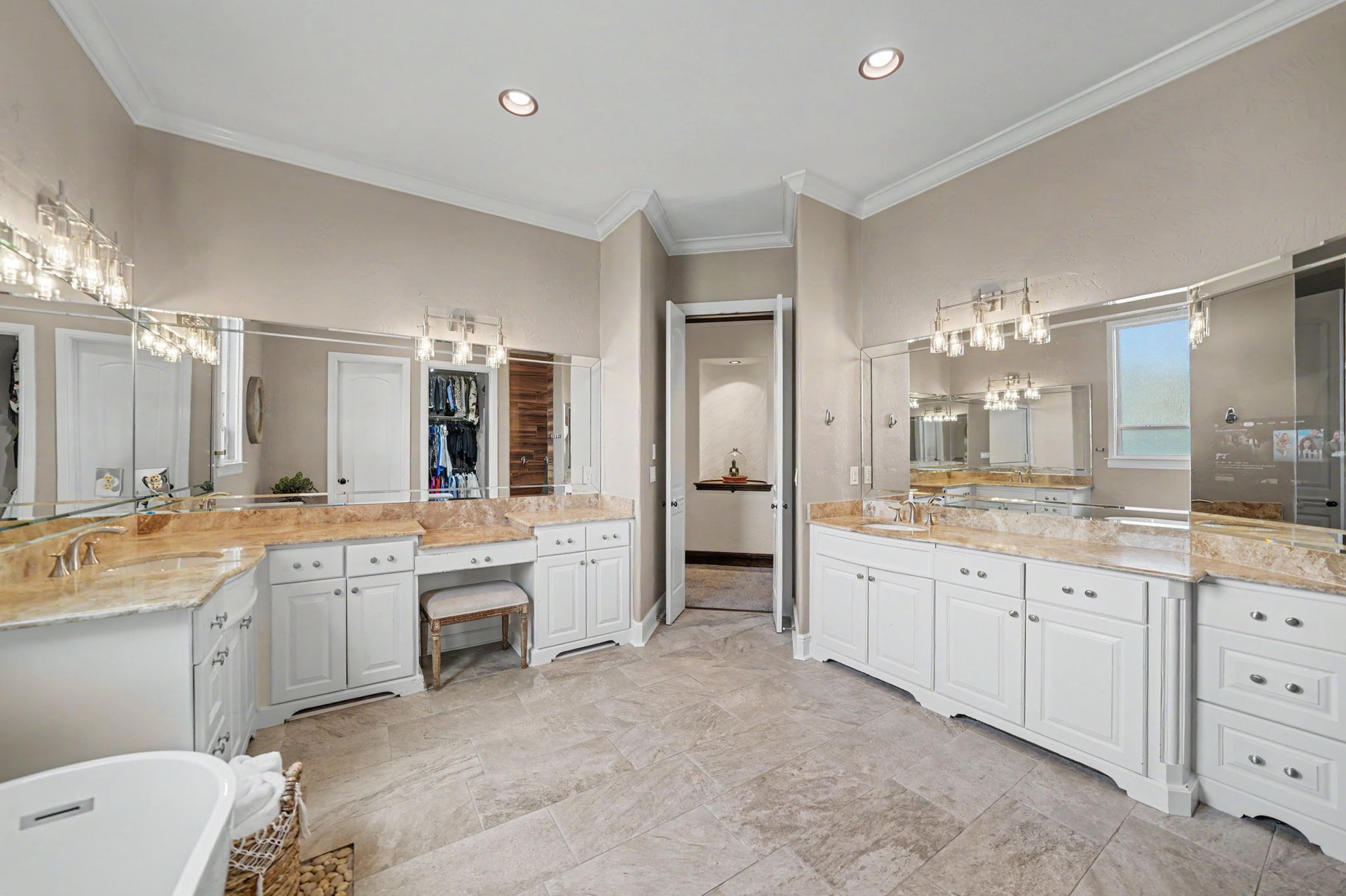 Exclusive Luxury Home in Heath TX by Phil Owens