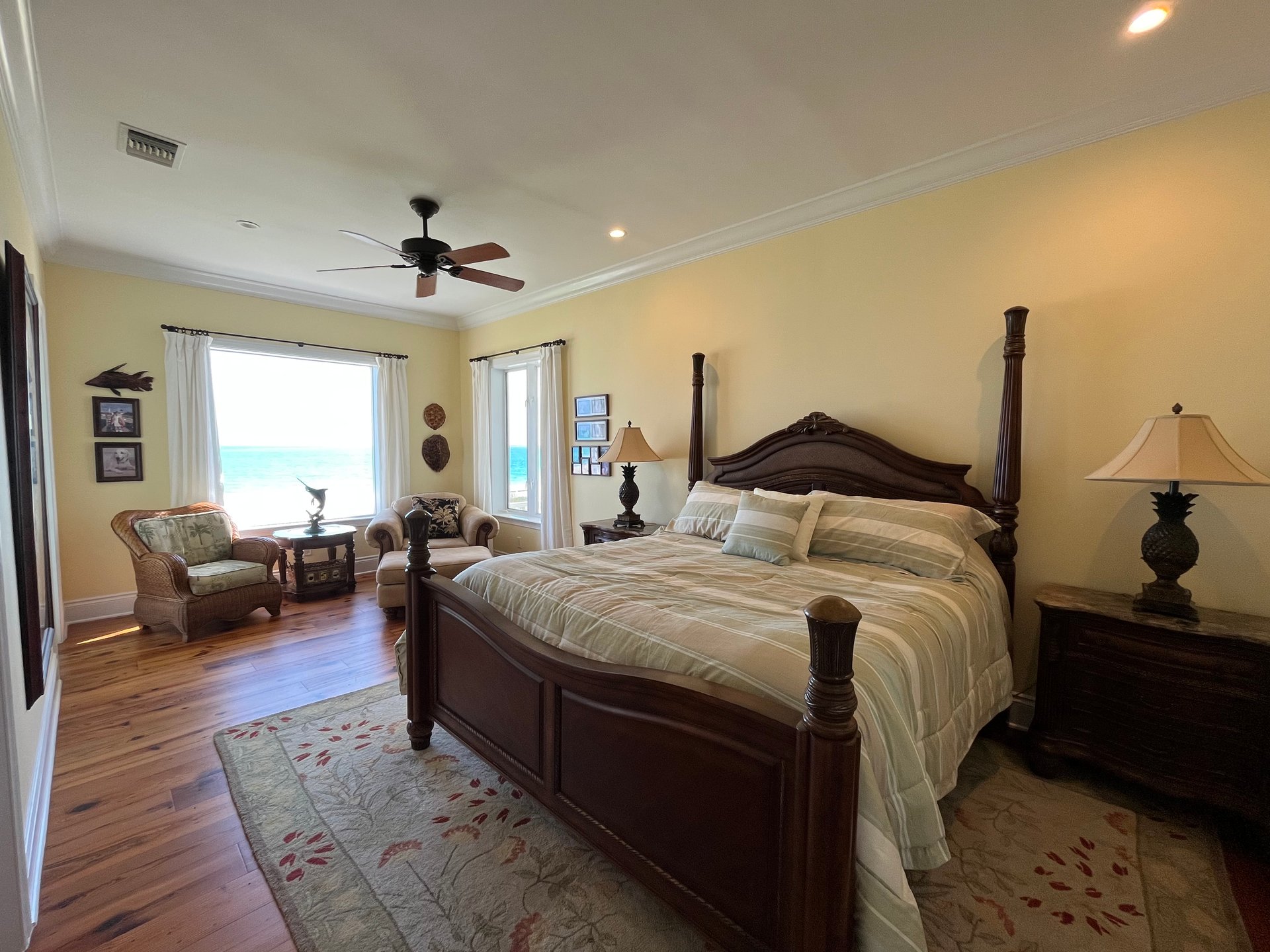 #10 The Cottages