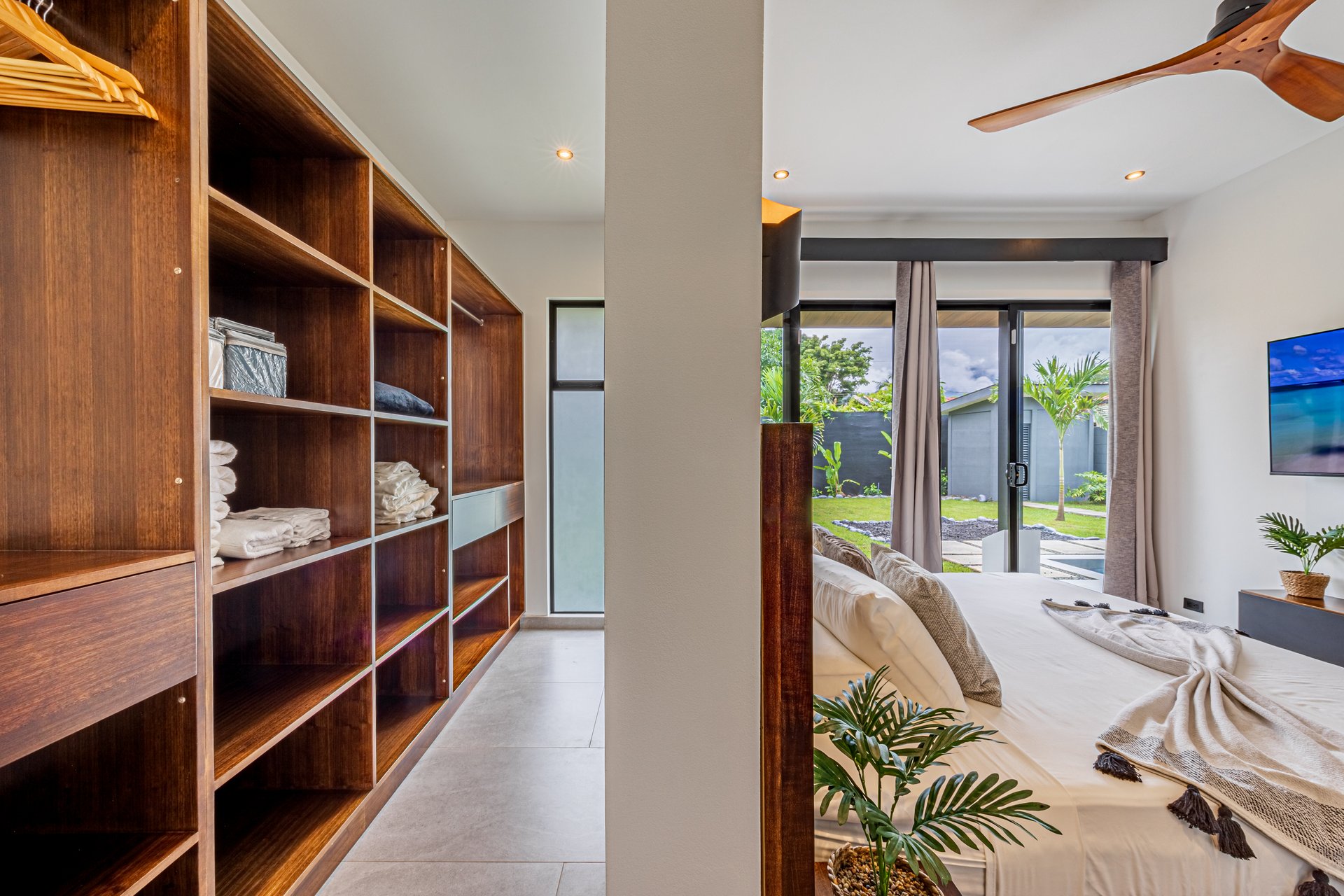 Tropica House a Luxurious Oasis in the Heart of Uvita!