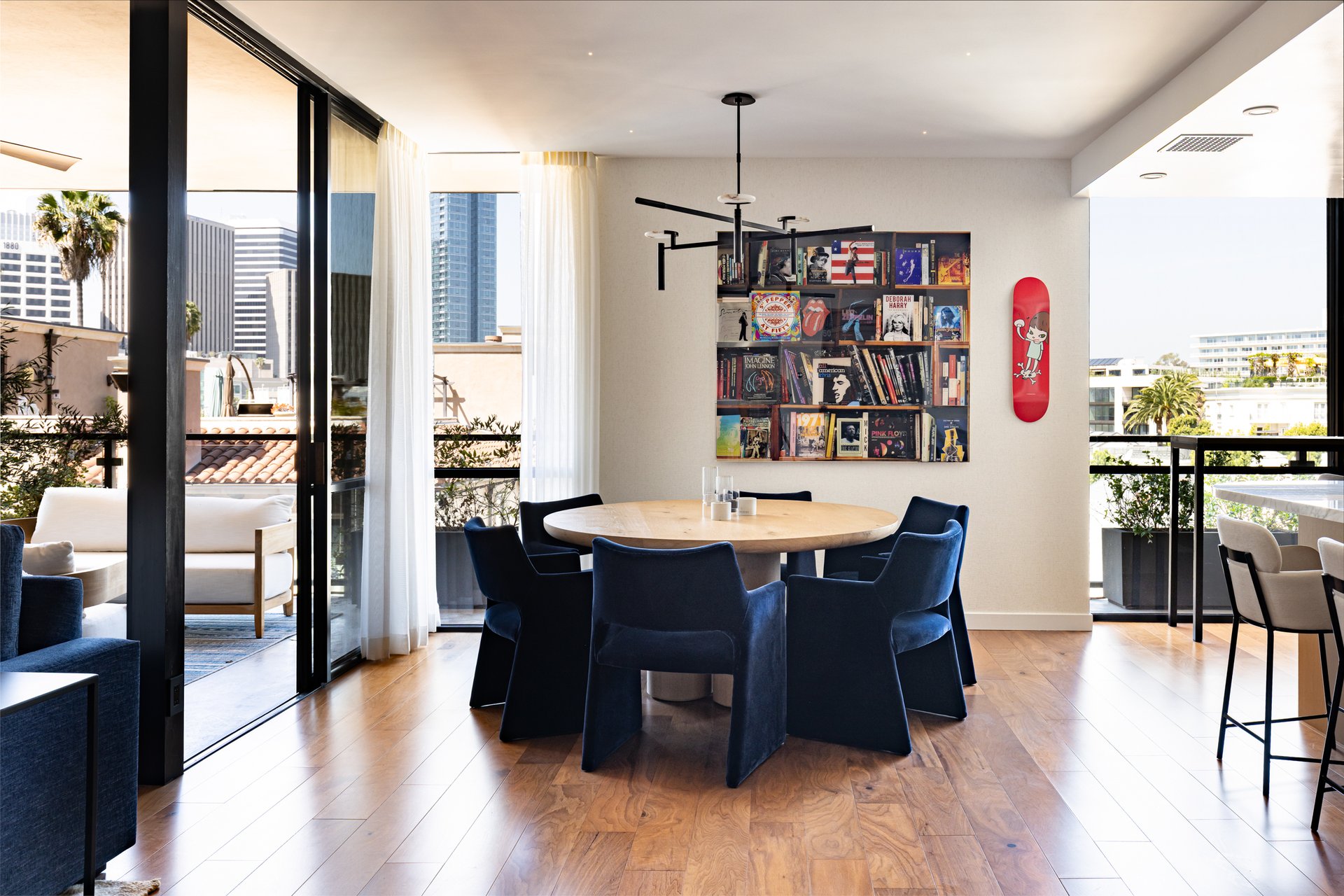 211 South Spalding Dr #305N, Beverly Hills