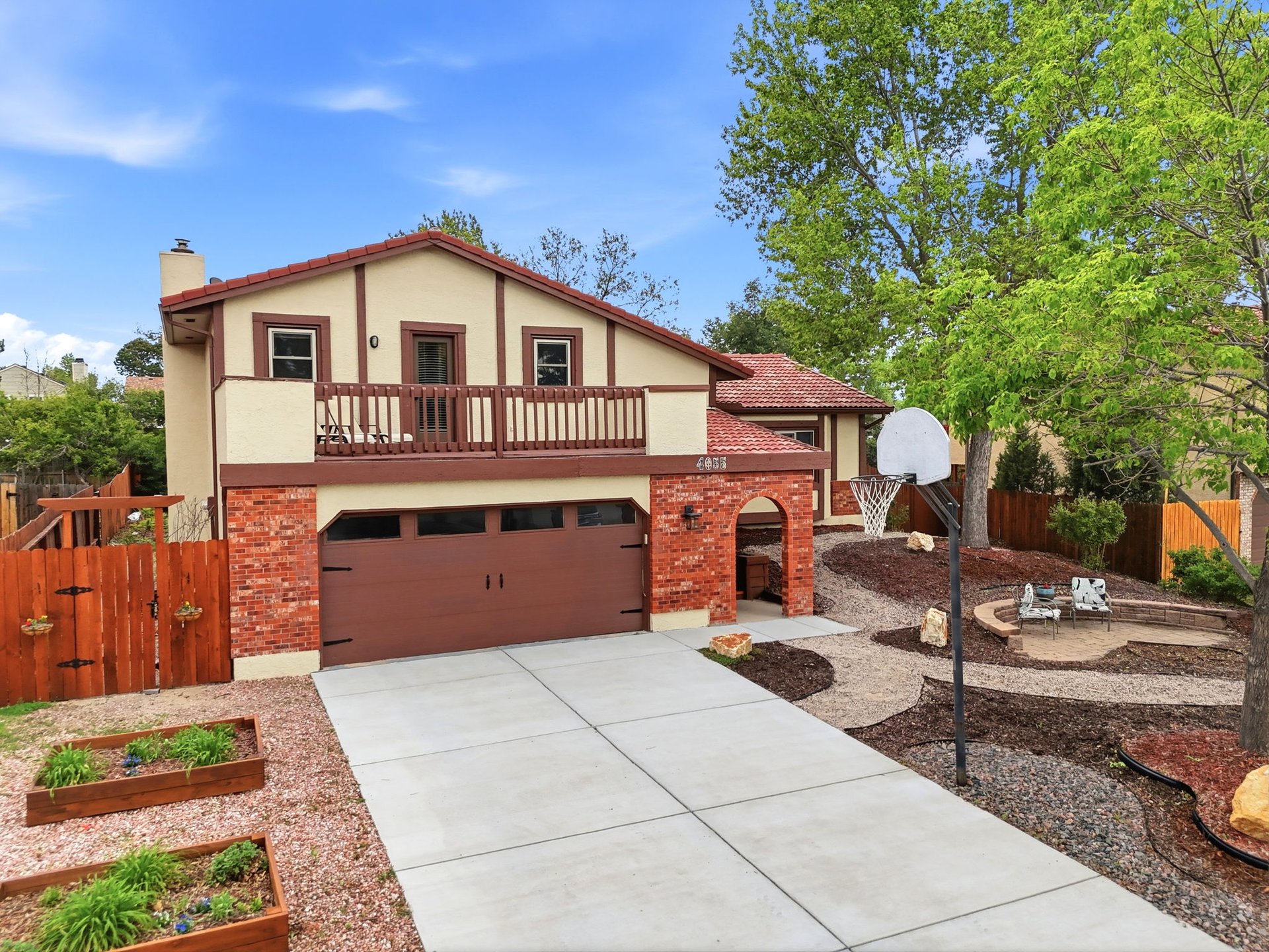 4055 Thundercloud Drive