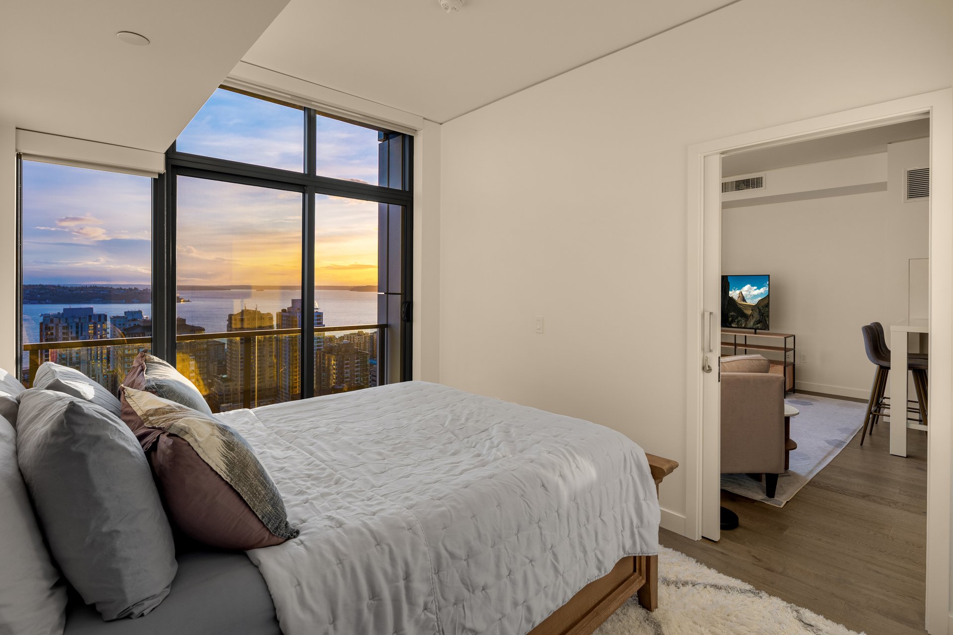 2510 6th Ave Unit 3105