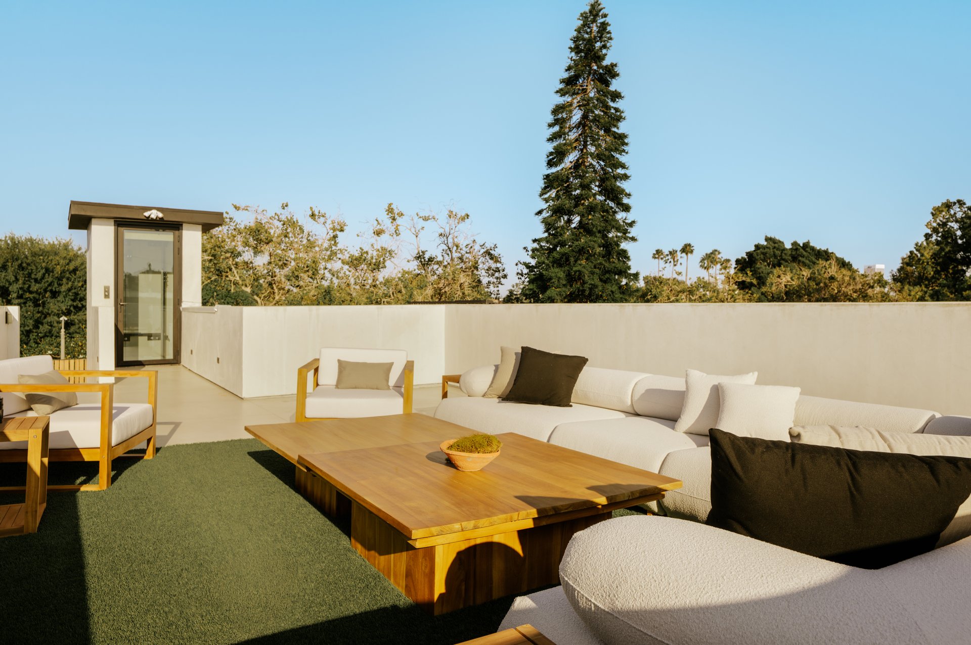 515 N Harper Ave, West Hollywood