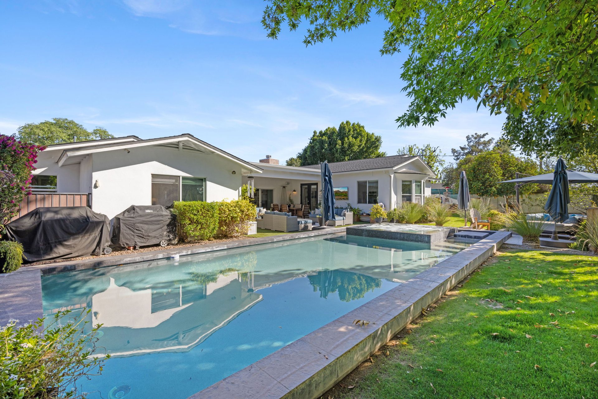 4008 N 65TH Place