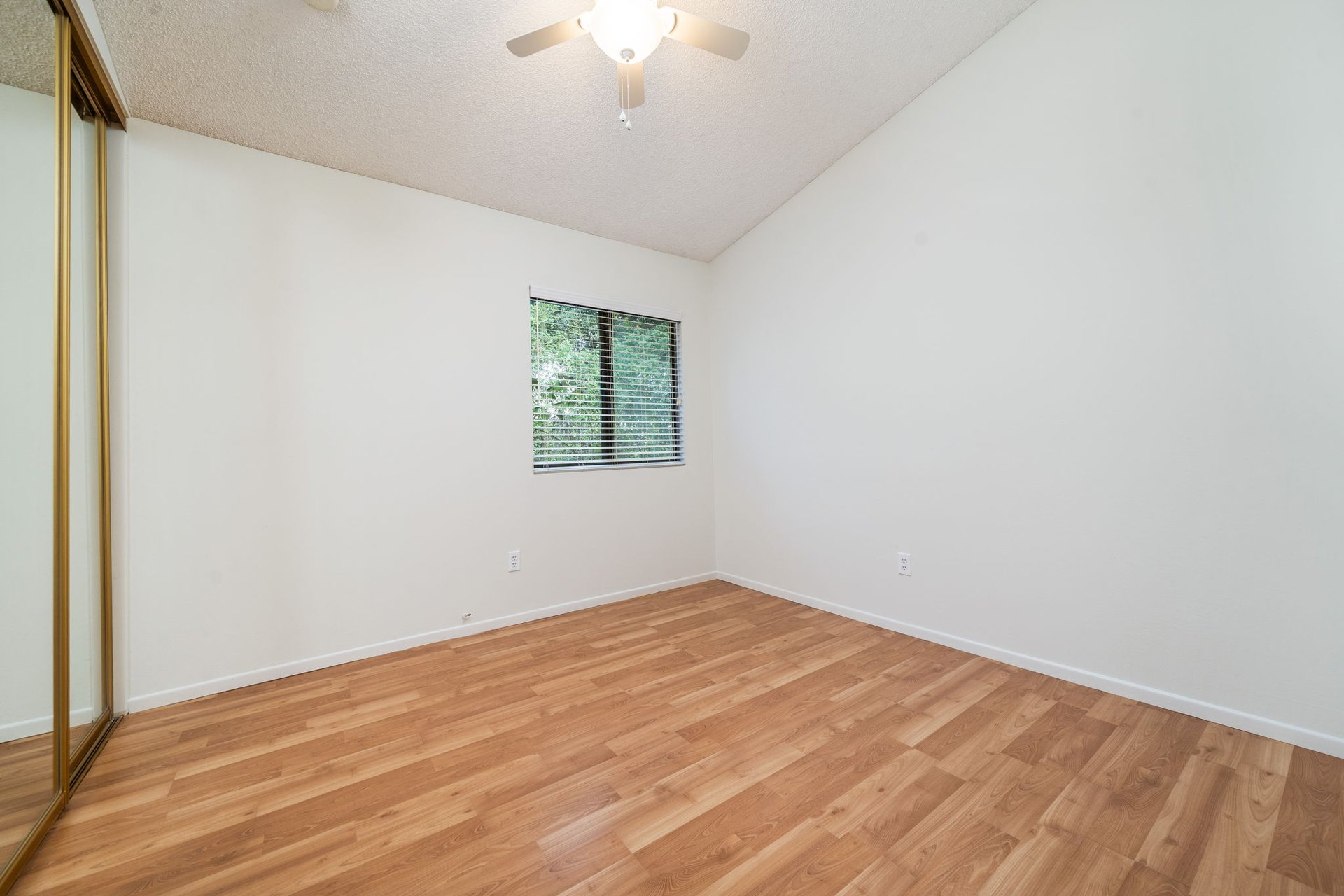 1220 Shepherd Way
