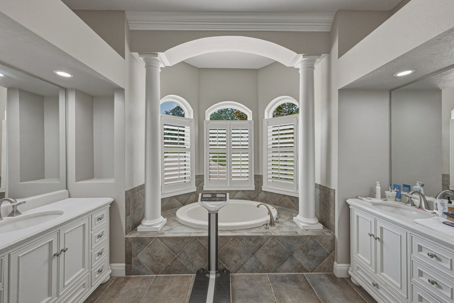 13140 TRADITION DR