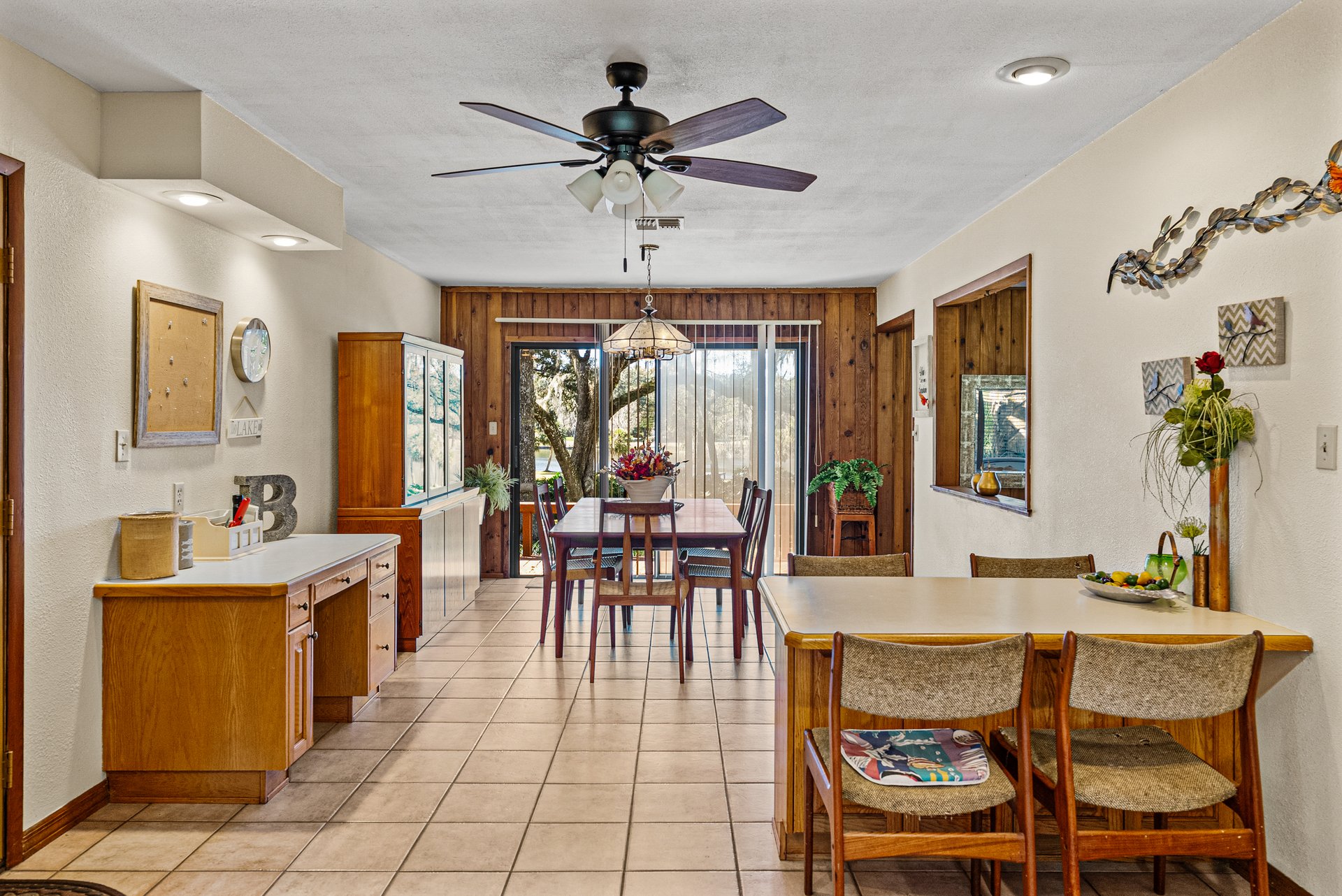 11045 FORT KING RD