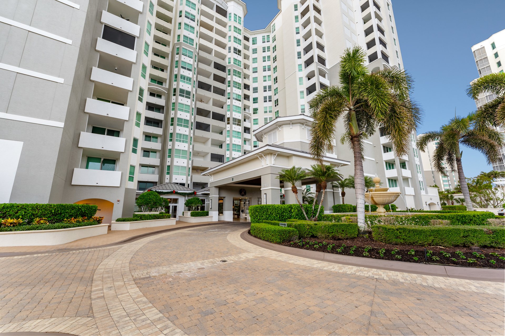 THE DUNES NAPLES