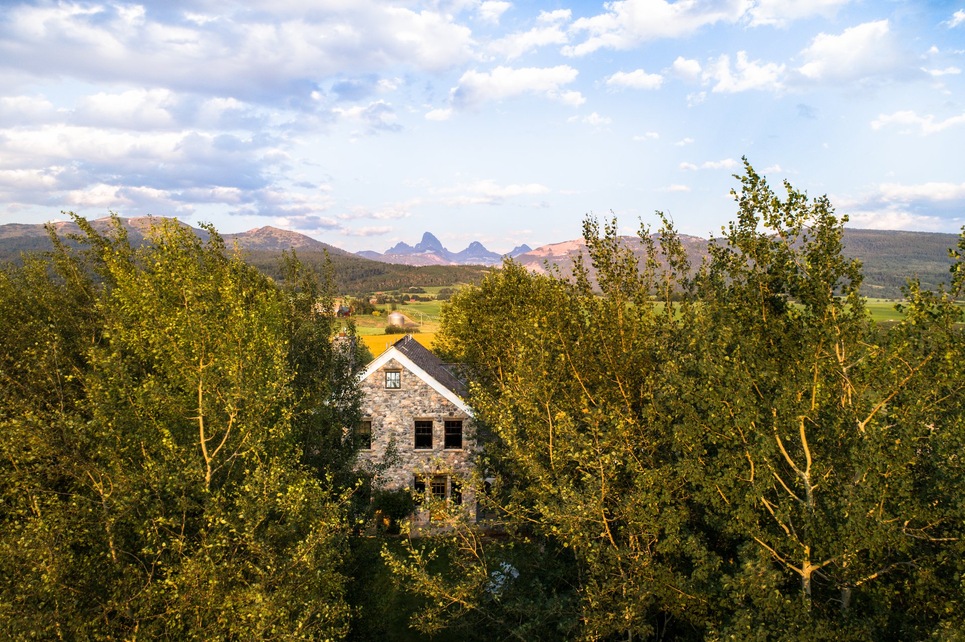 705 Kaufman Rd