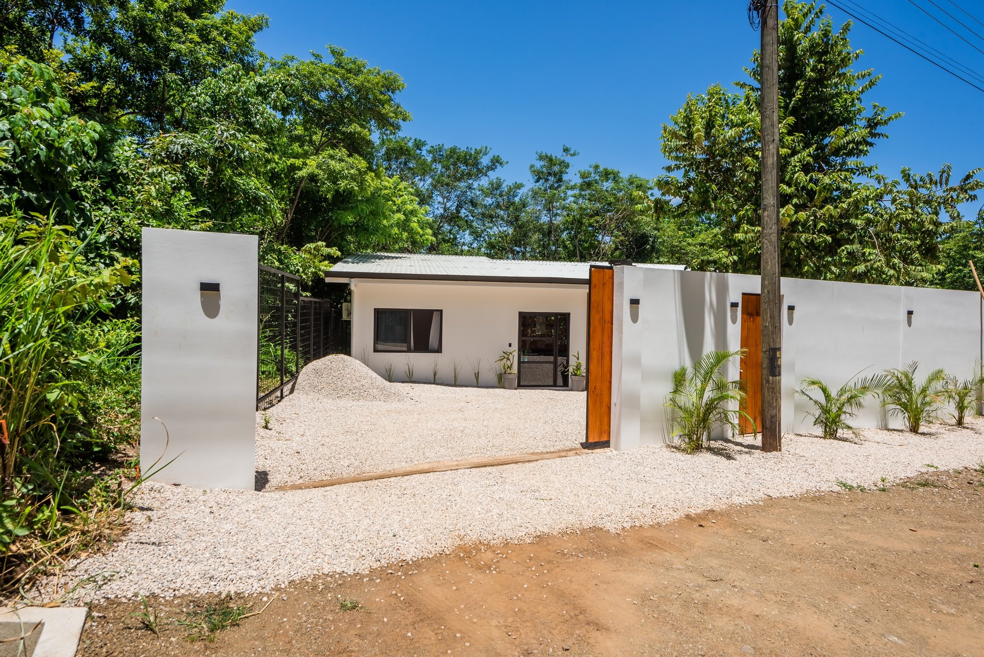 Casa Boho | Stunning 3-Bedroom Home with Pool & Terrace in Santa Rosa