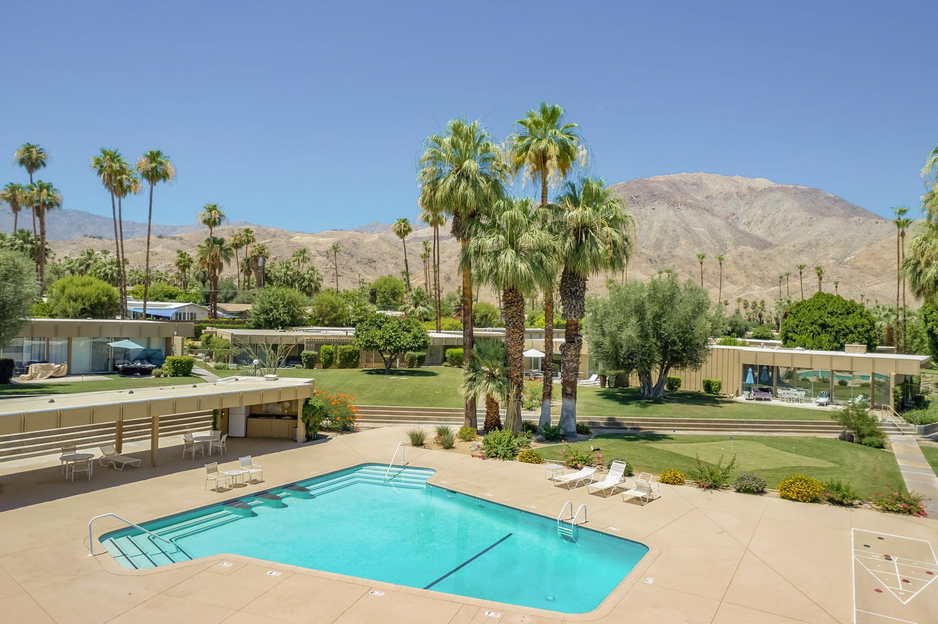 The Sandpiper House