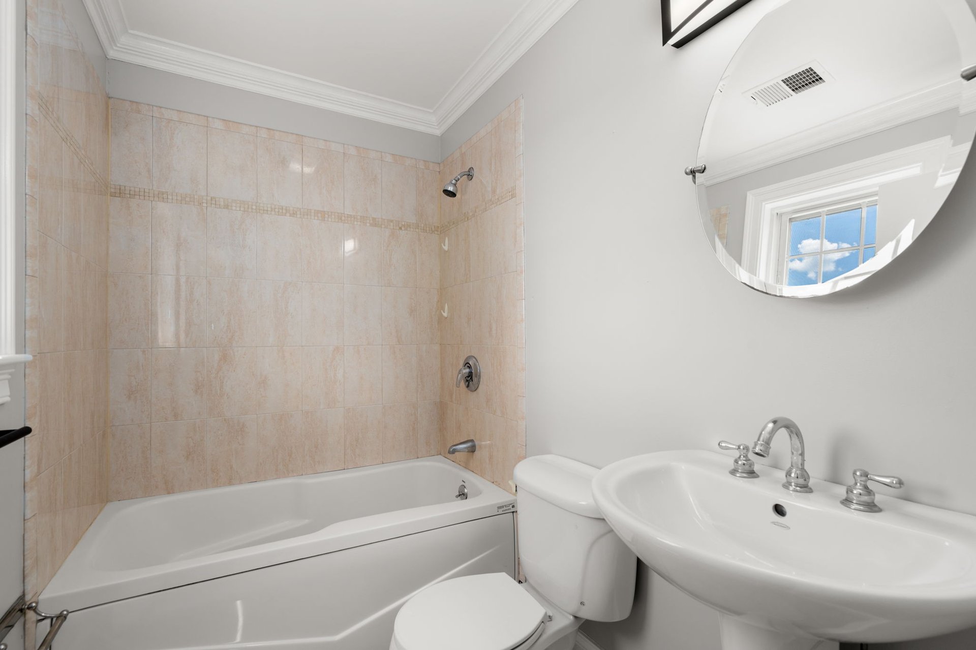 12 Trafford St. # 2