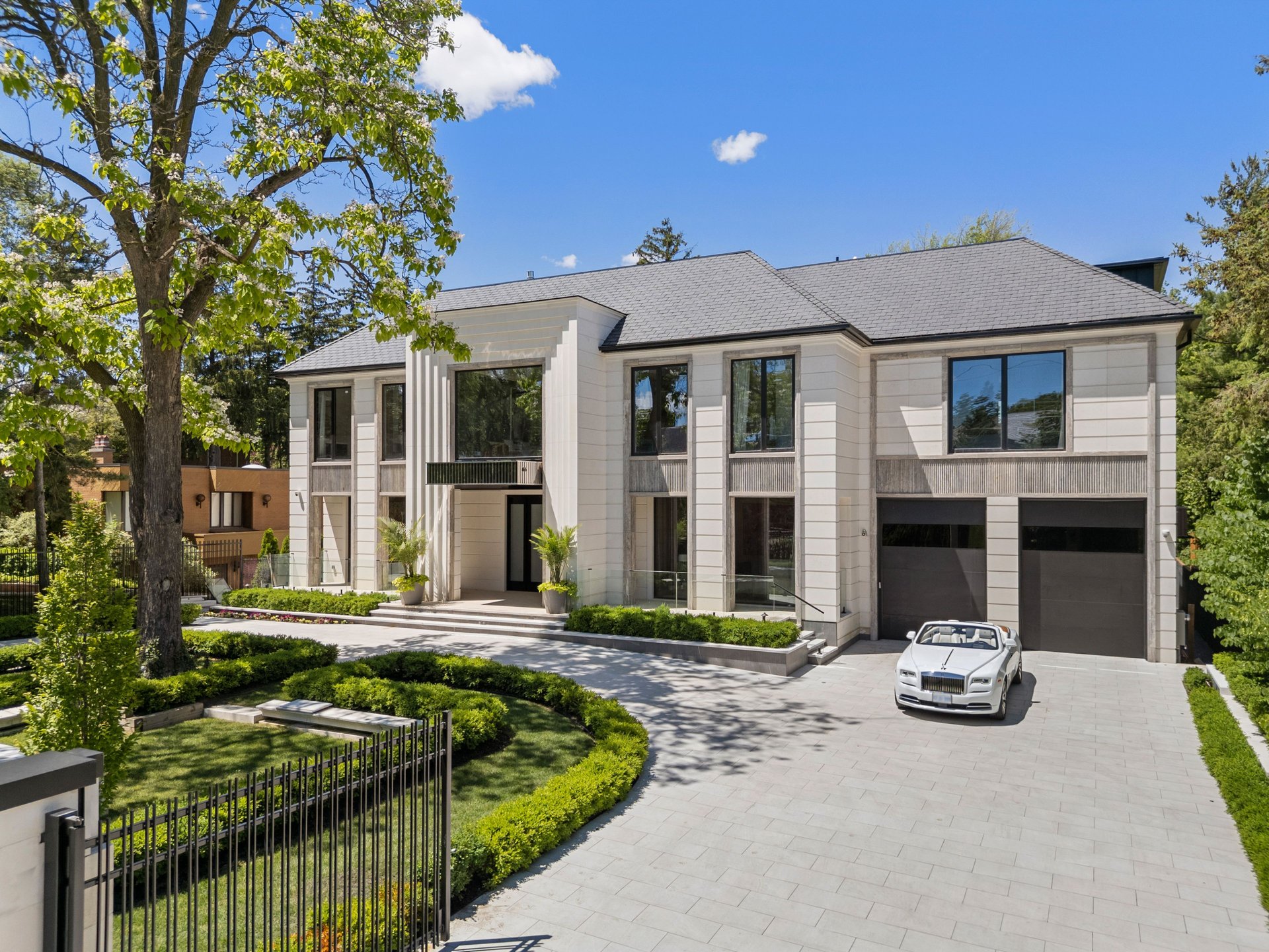 Extraordinary Custom Estate